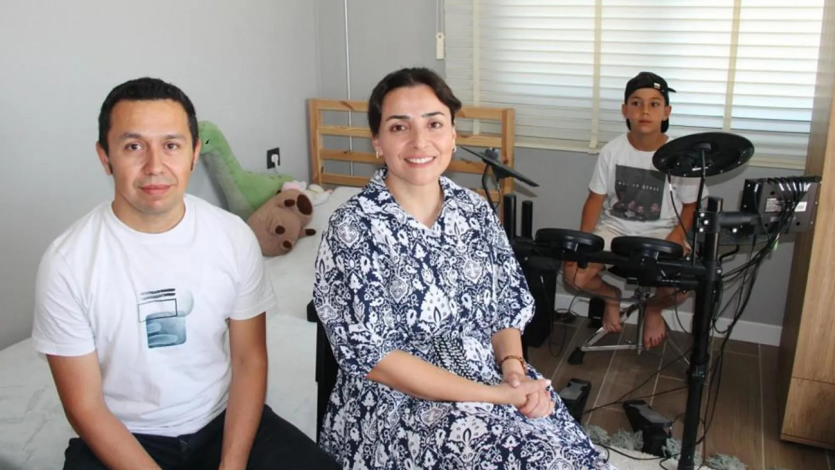 Pazardaki oyuncak davulla başladı, daha 9 yaşında okul orkestrasının ritmi oldu