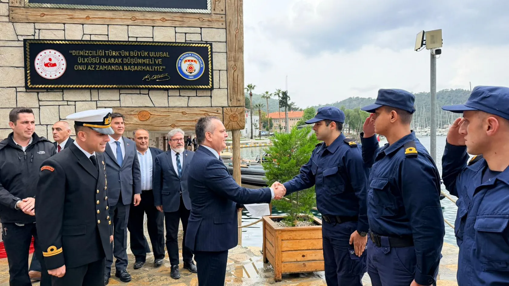 Ramazan Bayramı'nda Kaymakam Akkaya'dan Sahil Güvenlik ekiplerine moral ziyareti