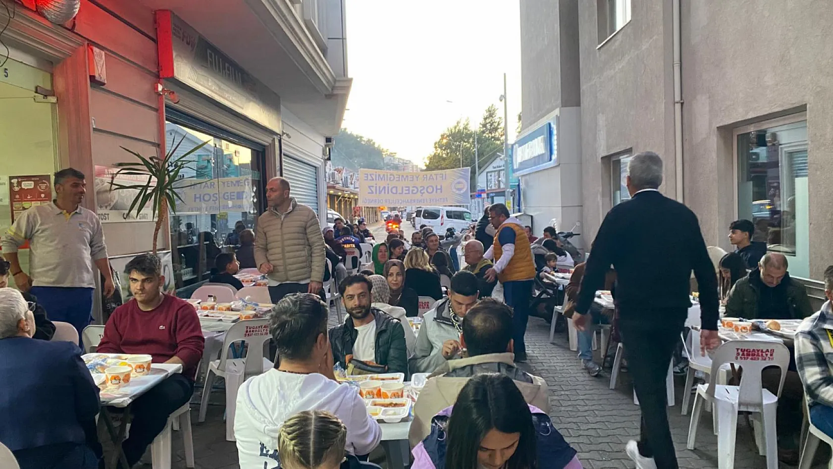Ramazan sofrasında Fenerbahçeliler buluştu: Fethiye'de birlik ve beraberlik iftarı