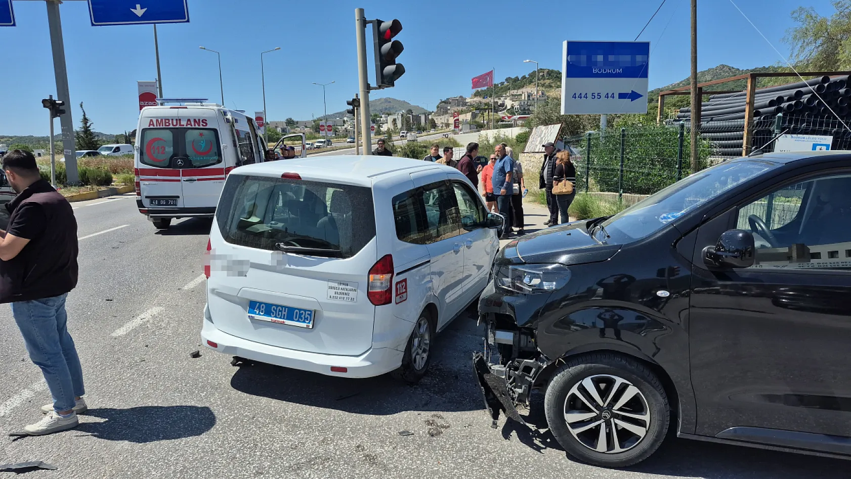 Sahil Güvenlik aracı kaza yaptı: 2 yaralı