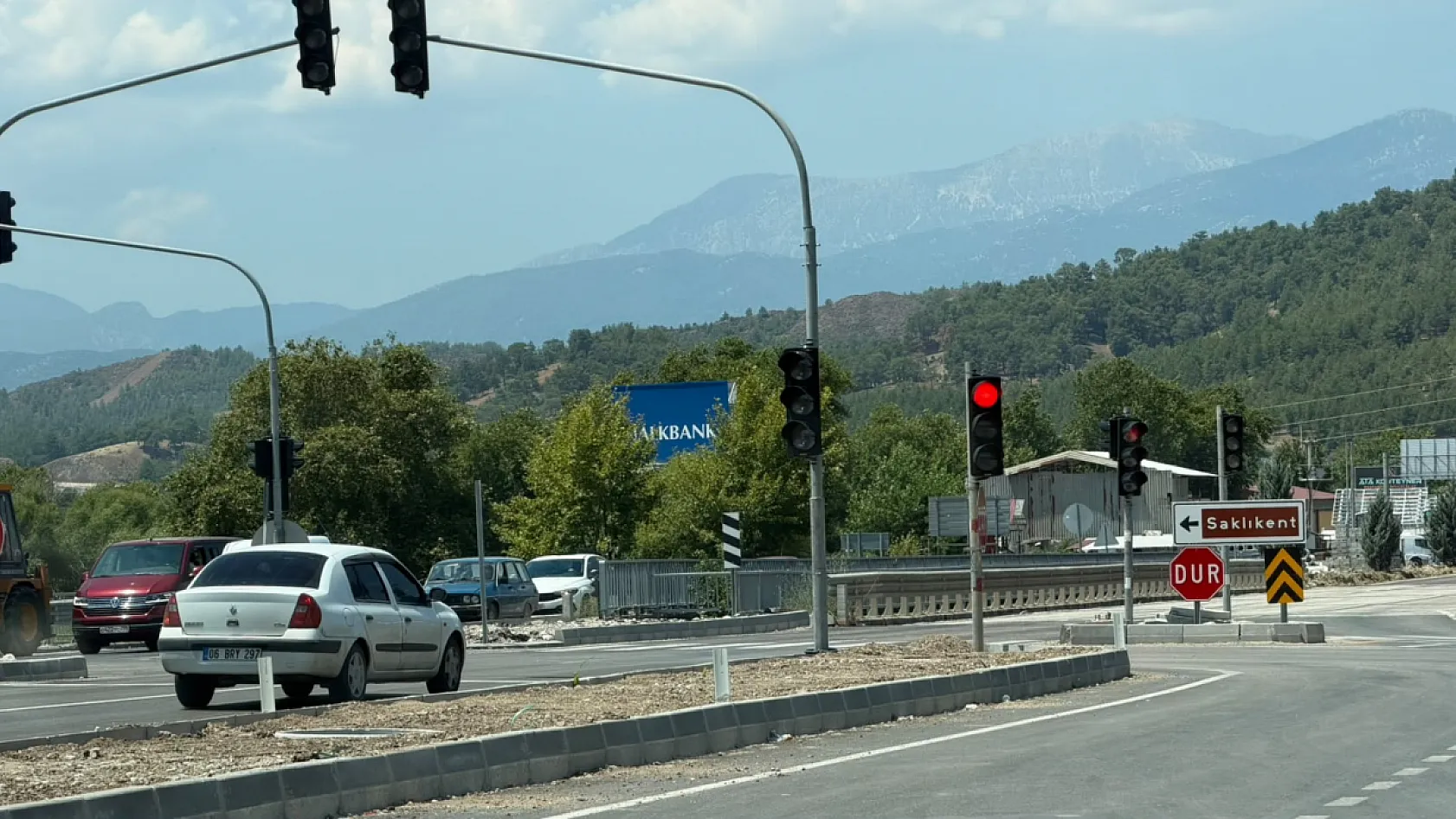 Saklıkent Kavşağı son dokunuşlarla tamamlanıyor