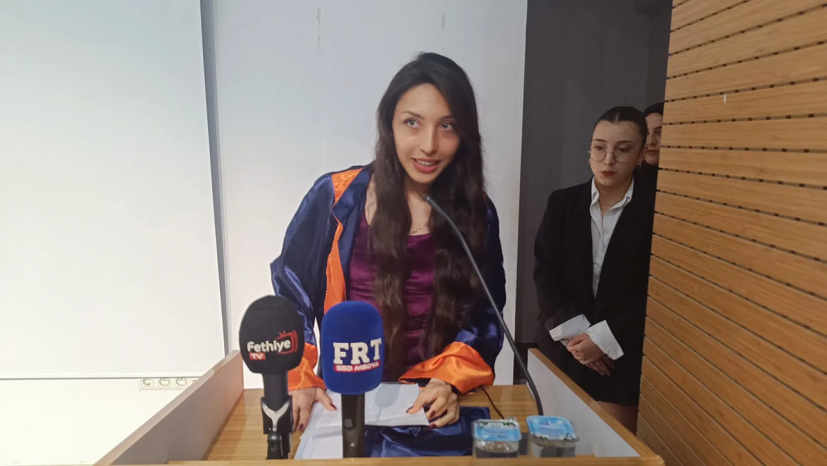 Saniyelerle yarışacaklar, hayatlara dokunacaklar: Fethiye'de mezuniyet coşkusu