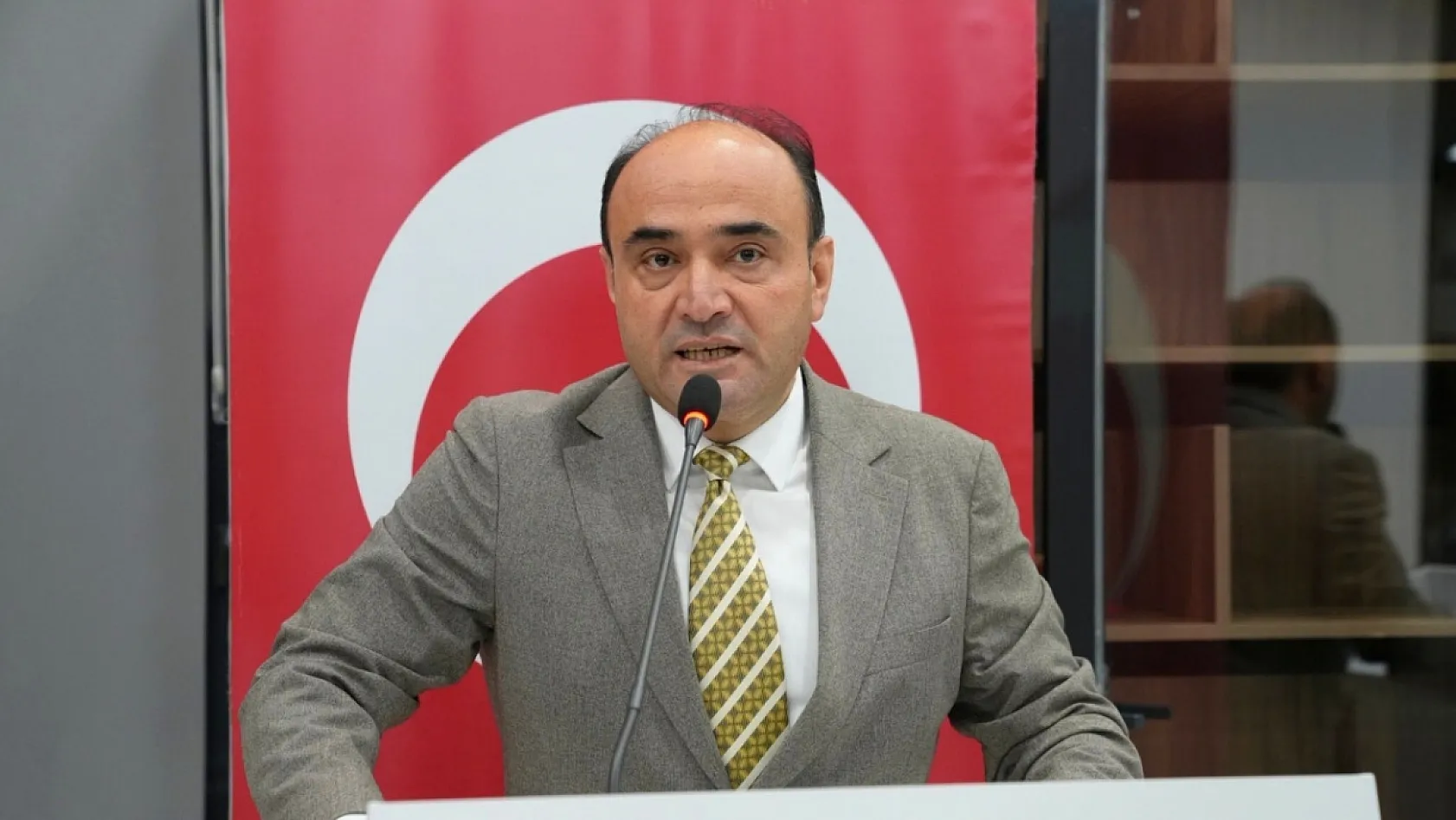 Seydikemer Belediye Başkanı Önder Akdenizli Muhtarlarla İftarda Buluştu