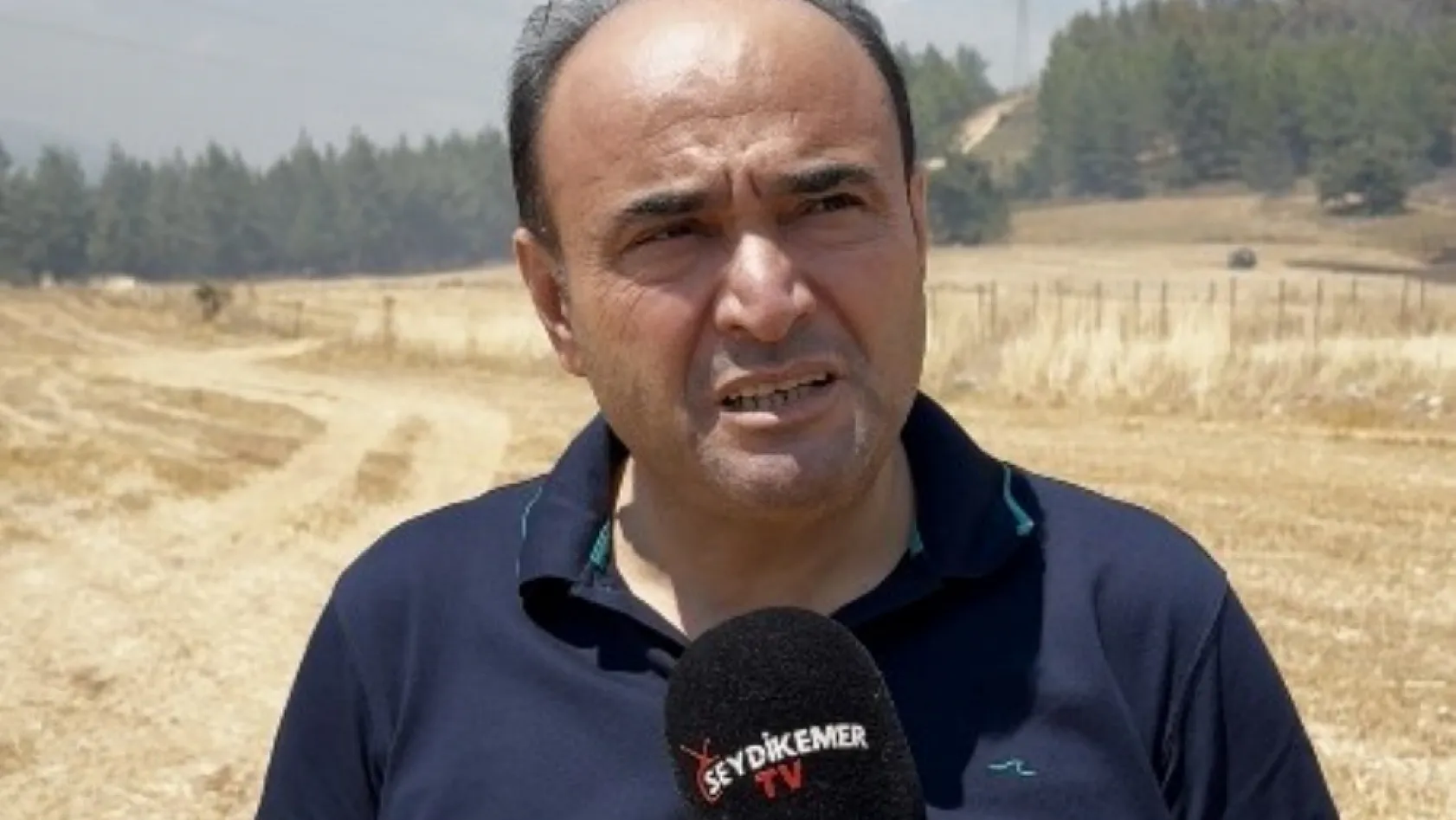 Seydikemer'de zirai alanda başlayan yangın ormana sıçradı, söndürme çalışmaları sürüyor