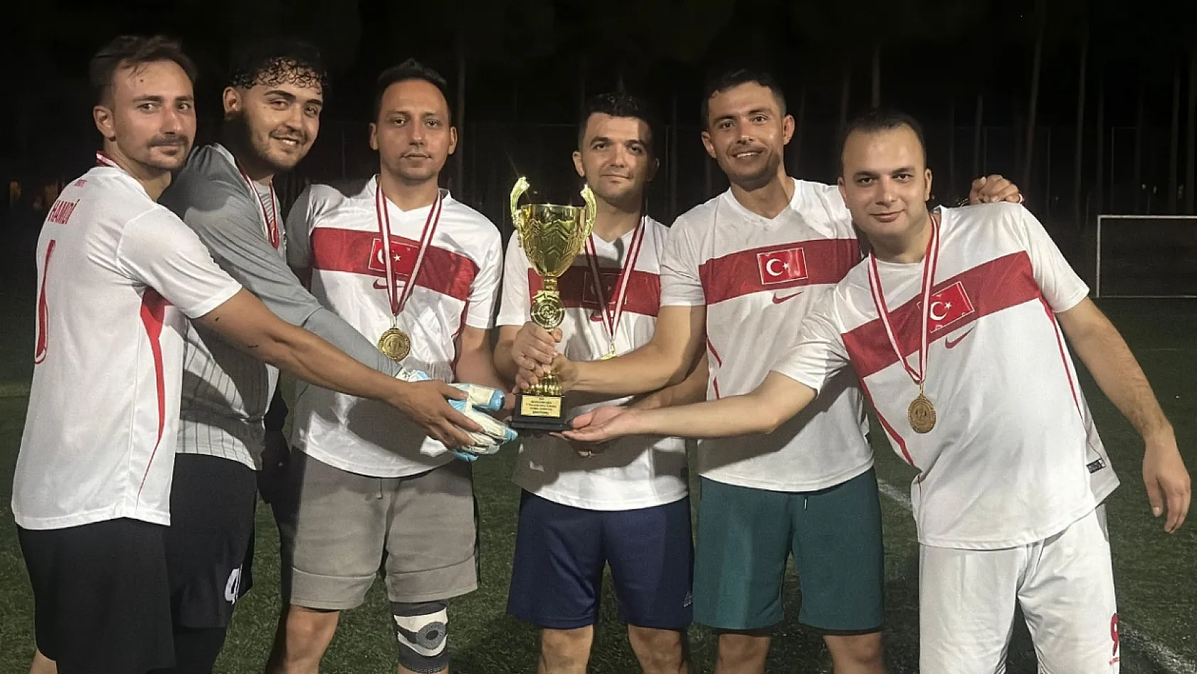 Seydikemer Eşen T Tipi Ceza İnfaz Kurumu Futbol Turnuvası'nda Şampiyon İş Yurdu United