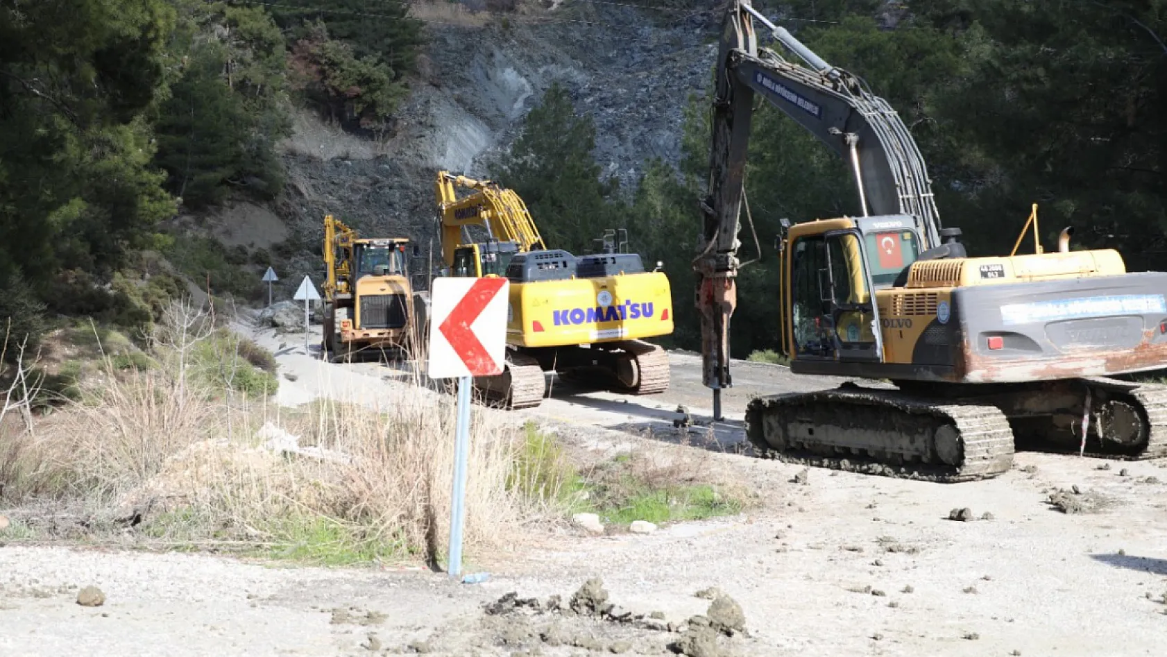 Muğla Büyükşehir Ekipleri'nden Seydikemer'e Anında Müdahale