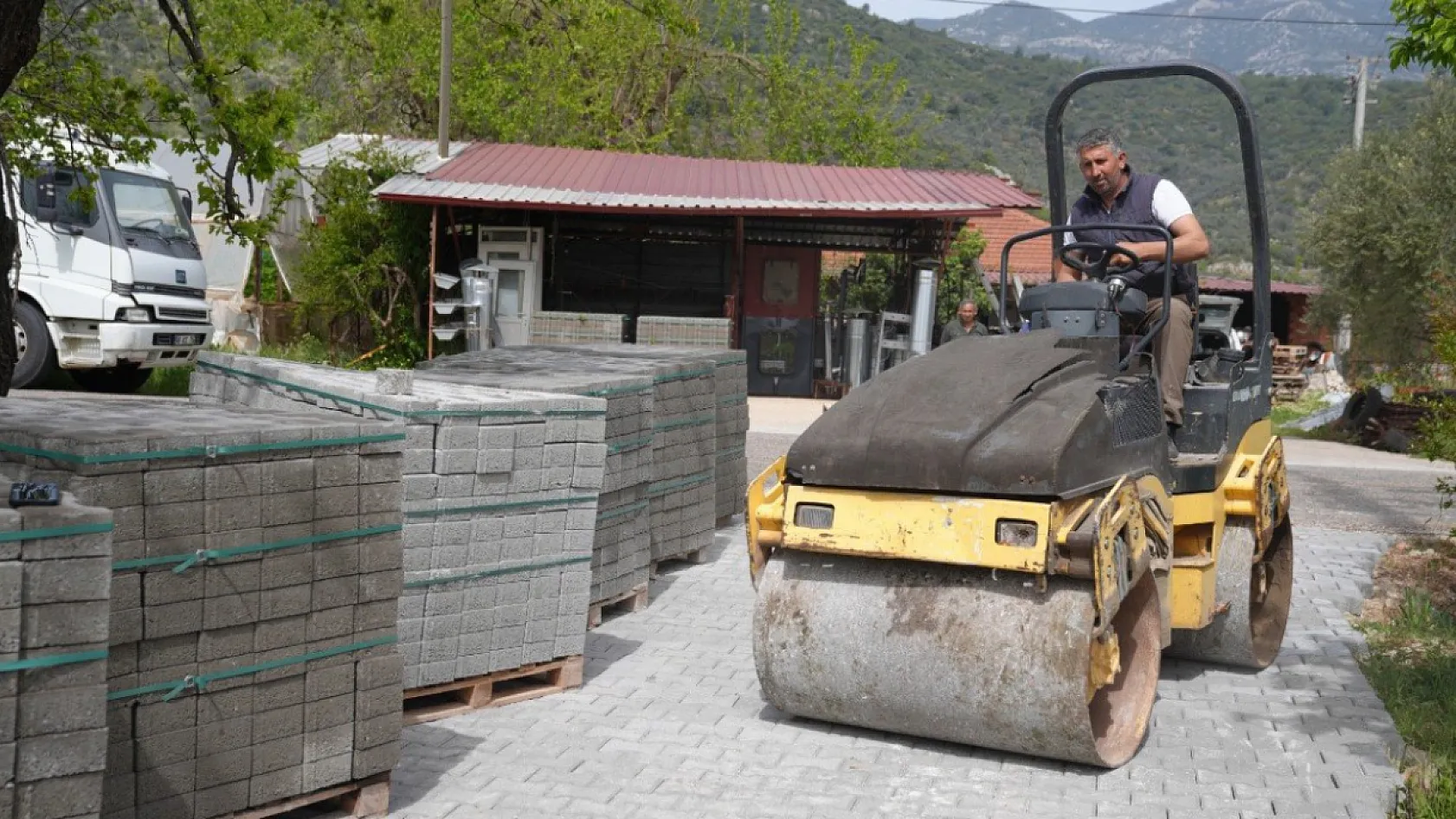 Seydikemer İzzettin Mahallesi'nden Başkan Akdenizli'ye teşekkür
