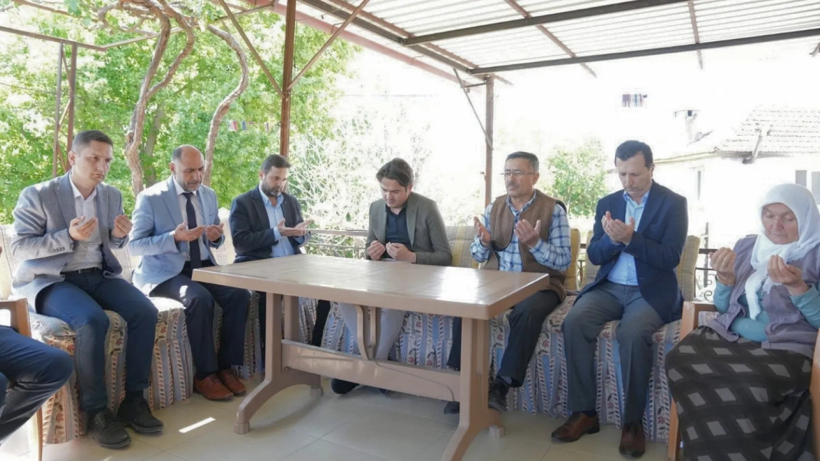 Seydikemer Kaymakamı Dilekli'den Şehit Ailesine Ziyaret