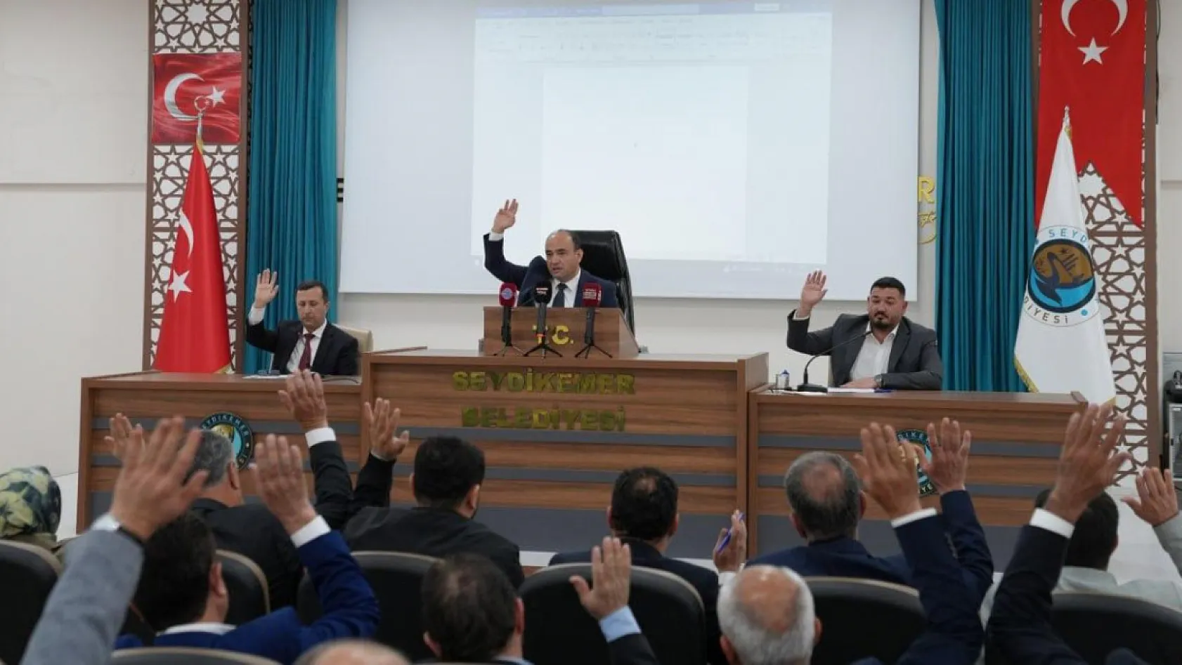 Seydikemer Meclisi'nden oy birliğiyle geçen 9 madde