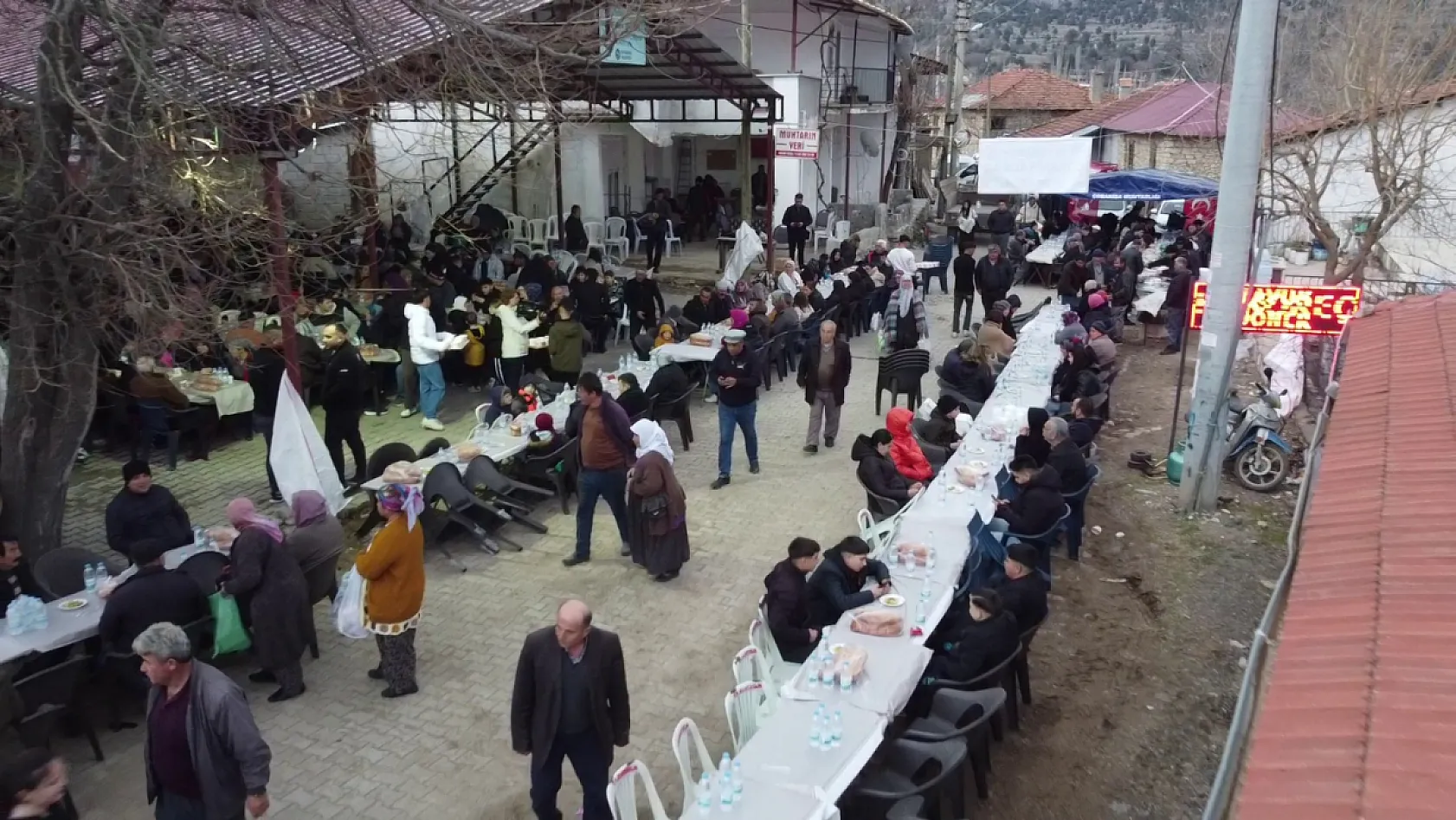 Seydikemer Yayla Çobanisa'da imece usulü geleneksel iftar ve bayram coşkusu