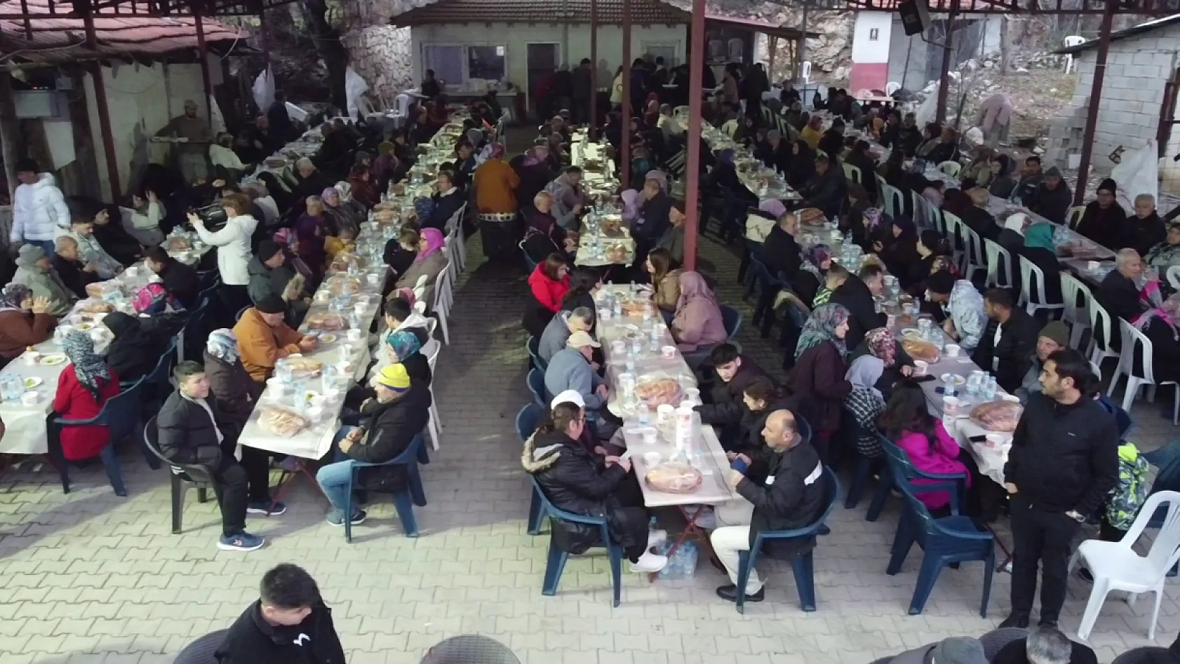 Seydikemer Yayla Çobanisa'da imece usulü geleneksel iftar ve bayram coşkusu