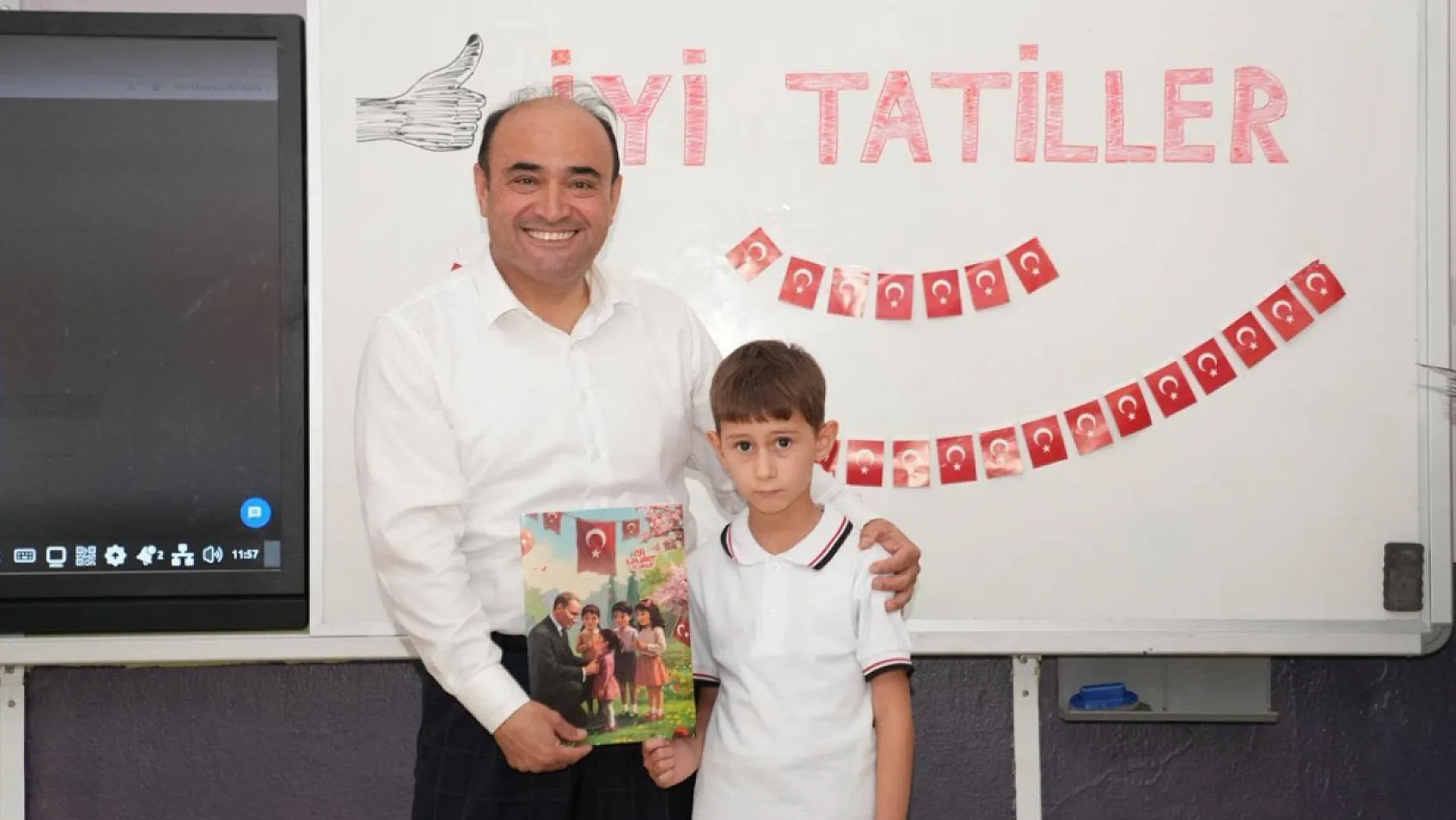 Seydikemer'de 7 Bin 619 öğrenci karne heyecanı yaşadı