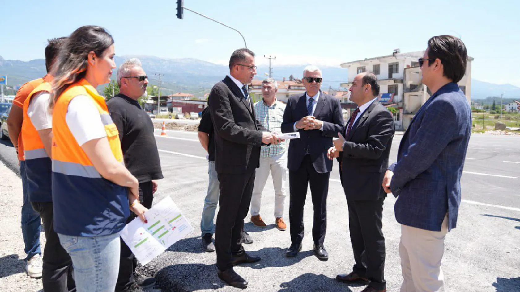 Seydikemer'de Karayolu Yatırımları Yerinde İncelendi