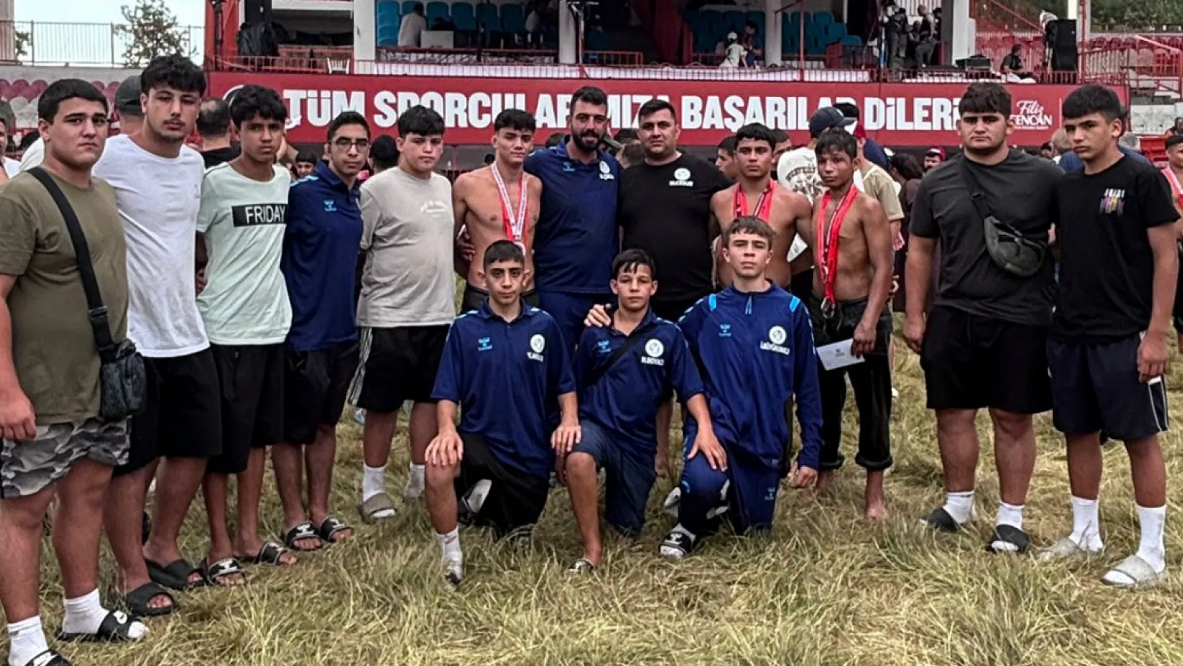 Seydikemerli Pehlivanlardan Kırkpınar'da 4 Madalya