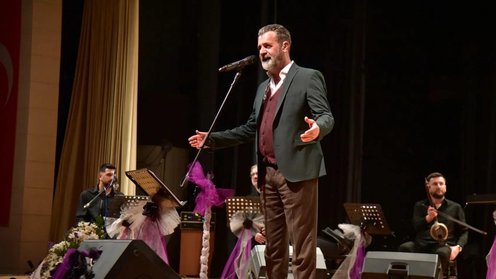 MSKÜ'de Türkü Dolu Gece: Hüseyin Turan Muğlalılarla Buluştu