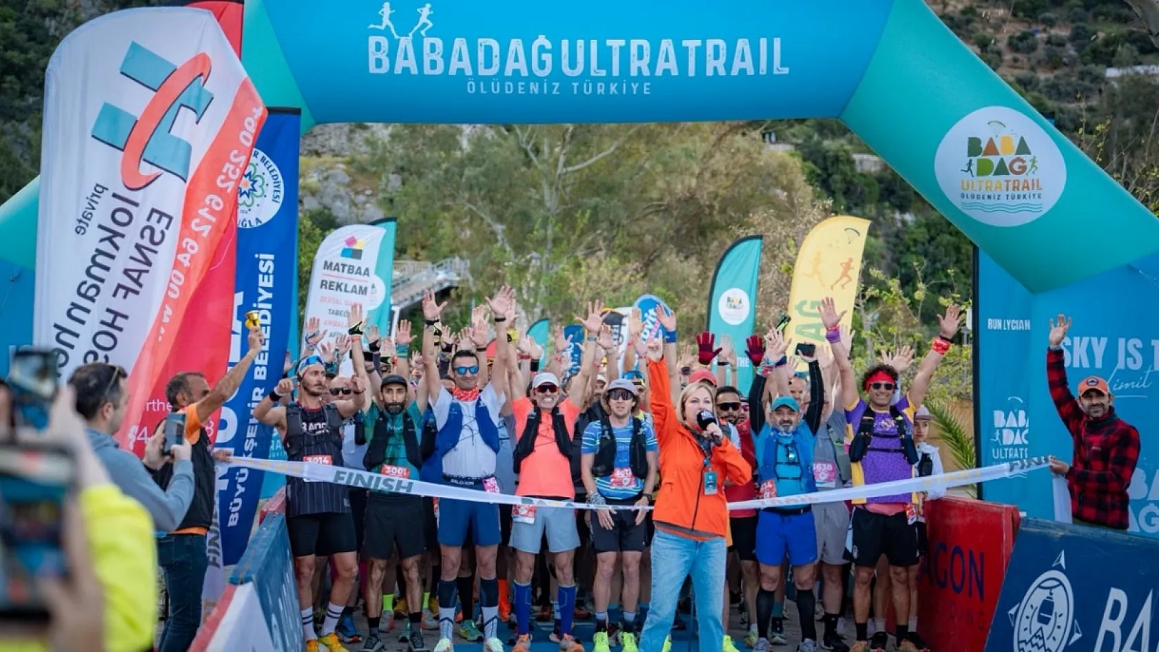 Fethiye'de 15 ülkeden 1000 sporcuyla büyük buluşma: Babadağ Ultra Maratonu başladı
