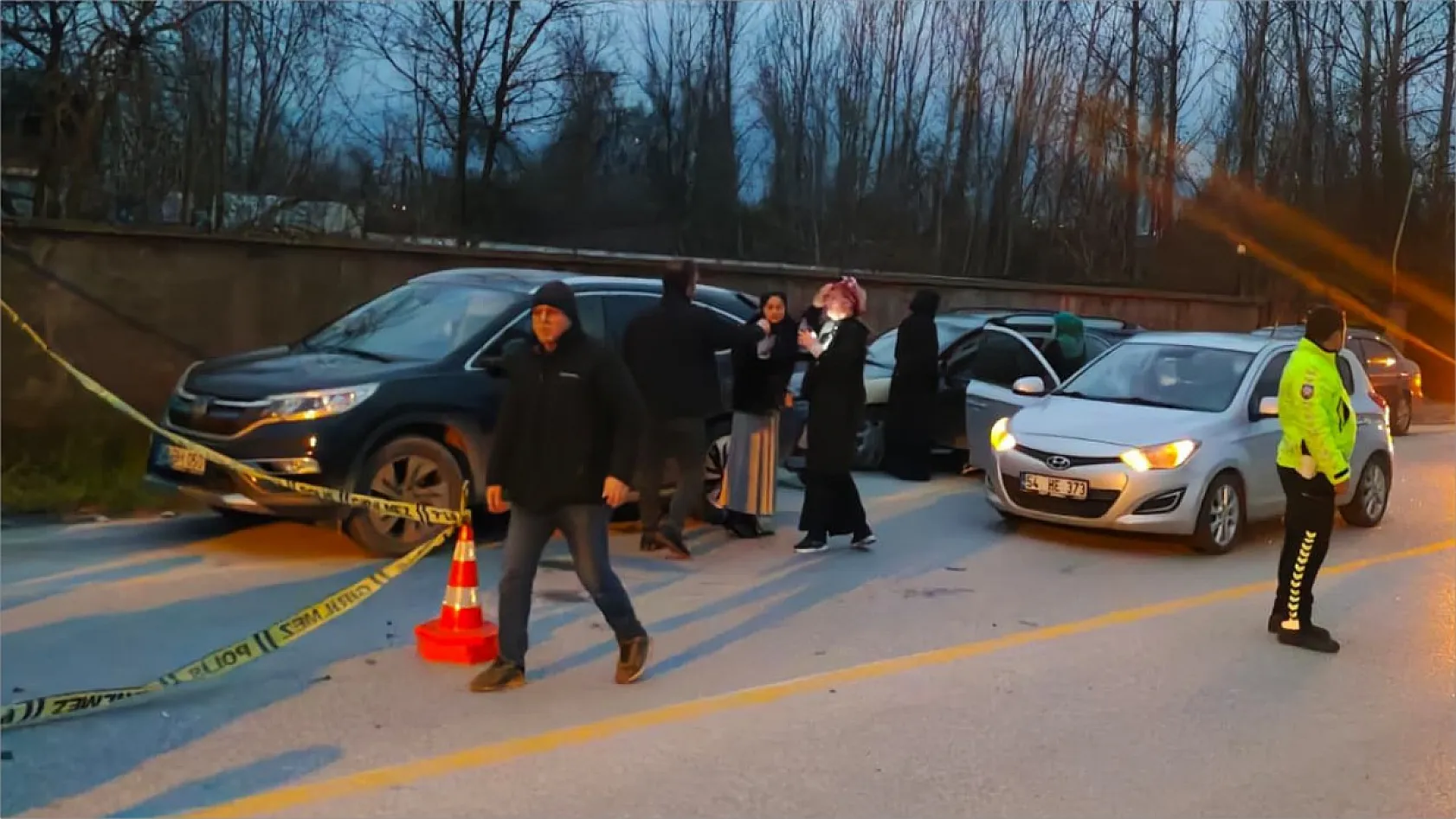 SUV tipi araç otomobile ok gibi saplandı: 1 ölü, 1 yaralı