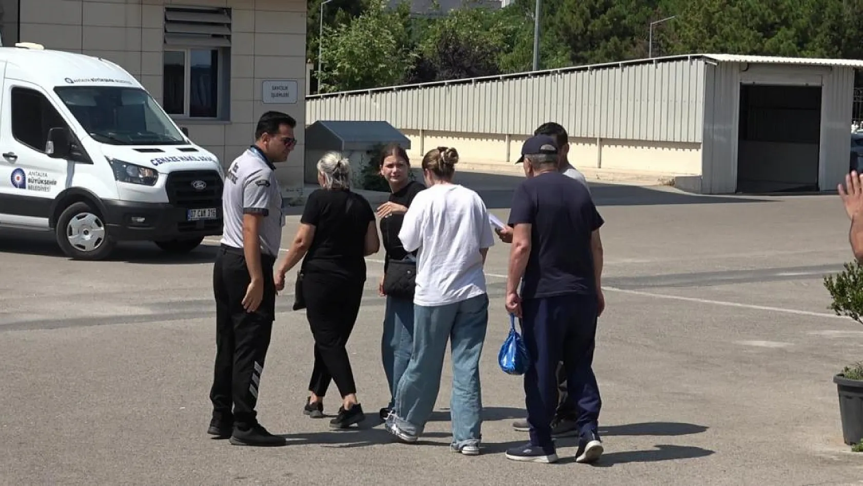Tedavi gören babasına yastık almaya giderken kaza geçirdi, 15 günlük yaşam savaşını kaybetti