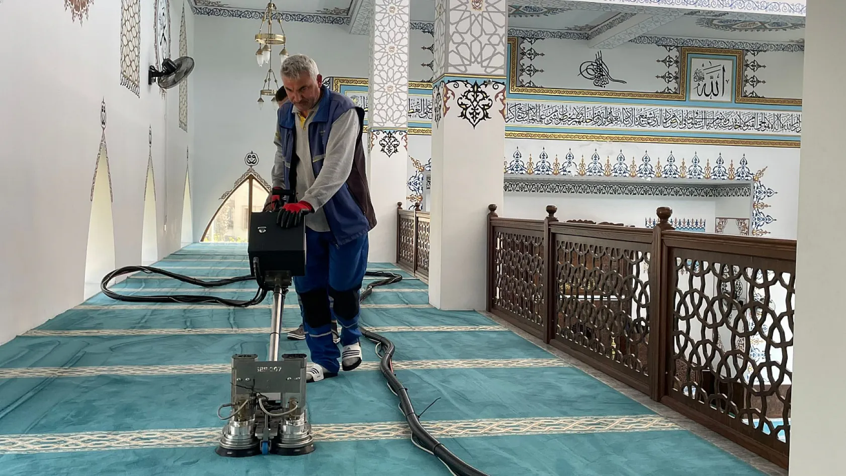 'Temiz Fethiye' kampanyası camilere uzandı: 120 cami tek tek temizleniyor