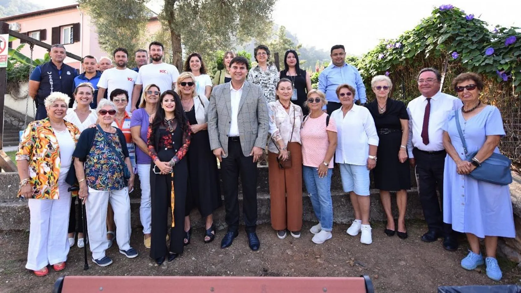 100'üncü Yılda 100 Fethiye Çiçeği