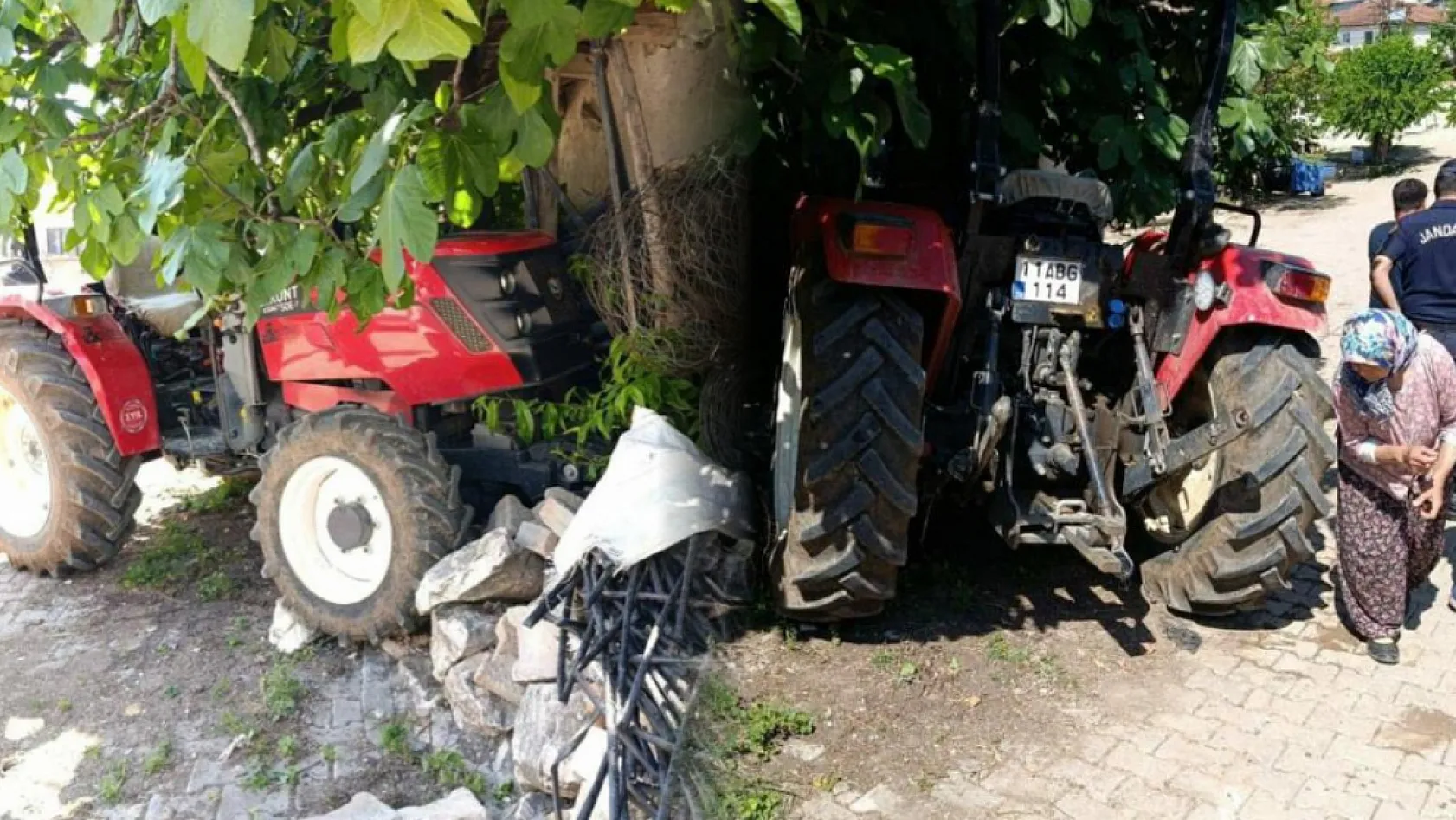 Traktörden düşen sürücü hayatını kaybetti