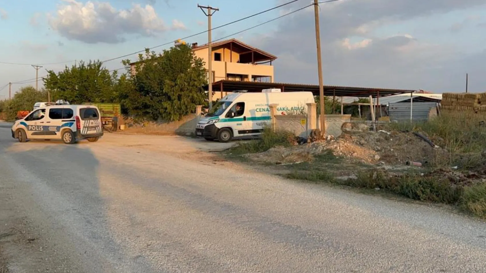 Traktörün altında kalan 4 yaşındaki çocuk hayatını kaybetti