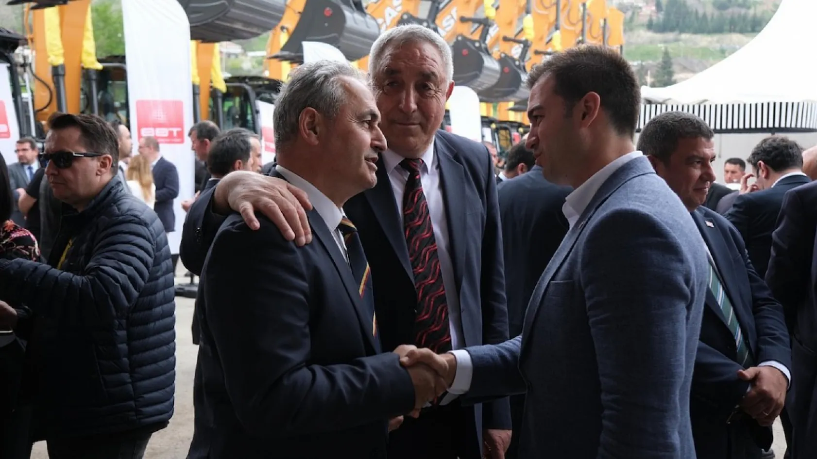 Türkiye Belediyeler Birliği'nden Bodrum Belediyesi'ne hizmet aracı desteği