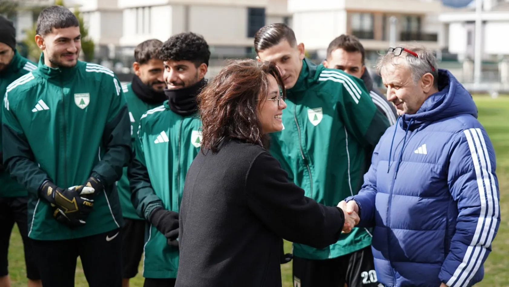 Gonca Köksal Aras'tan Muğlaspor Takımına Antrenman Ziyareti