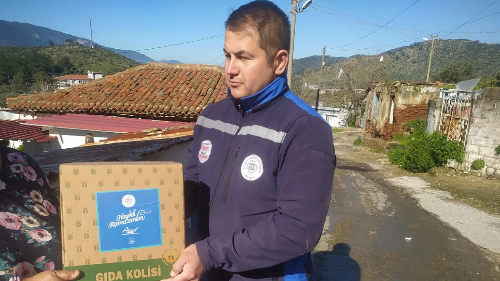 Muğla Büyükşehir'den Ramazan'da Gıda Kolisi Desteği