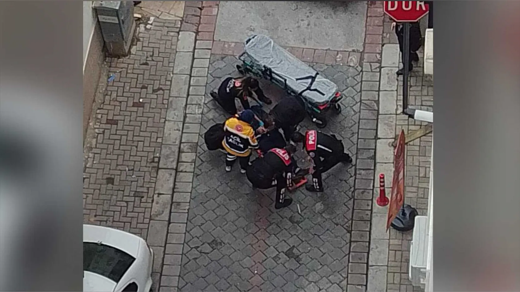 7. katın balkonundan atlayan şahıs hayatını kaybetti