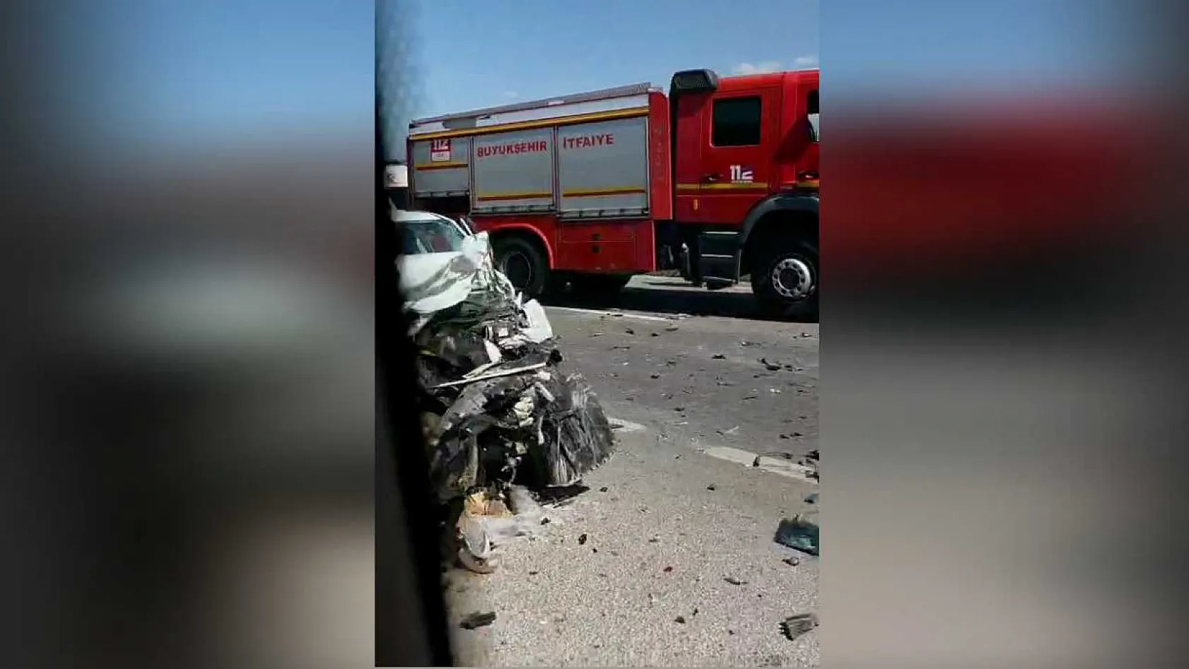 Patlayan lastik faciaya yol açtı: 1 ölü, 3 yaralı