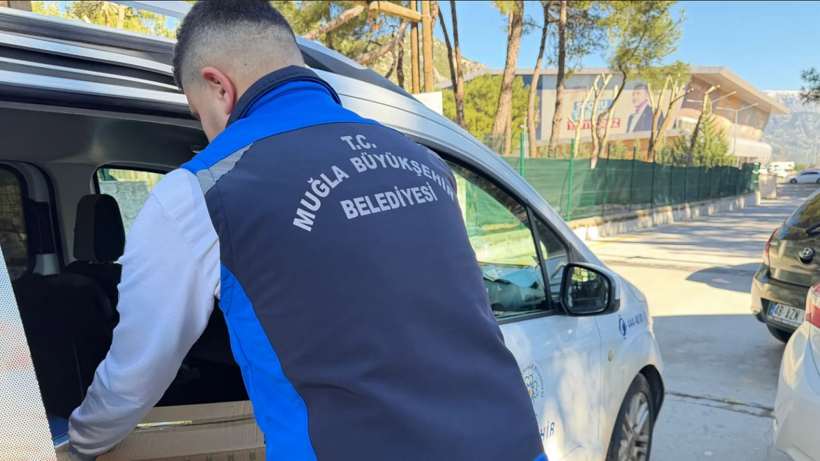 Muğla Büyükşehir'den Ramazan'da Gıda Kolisi Desteği