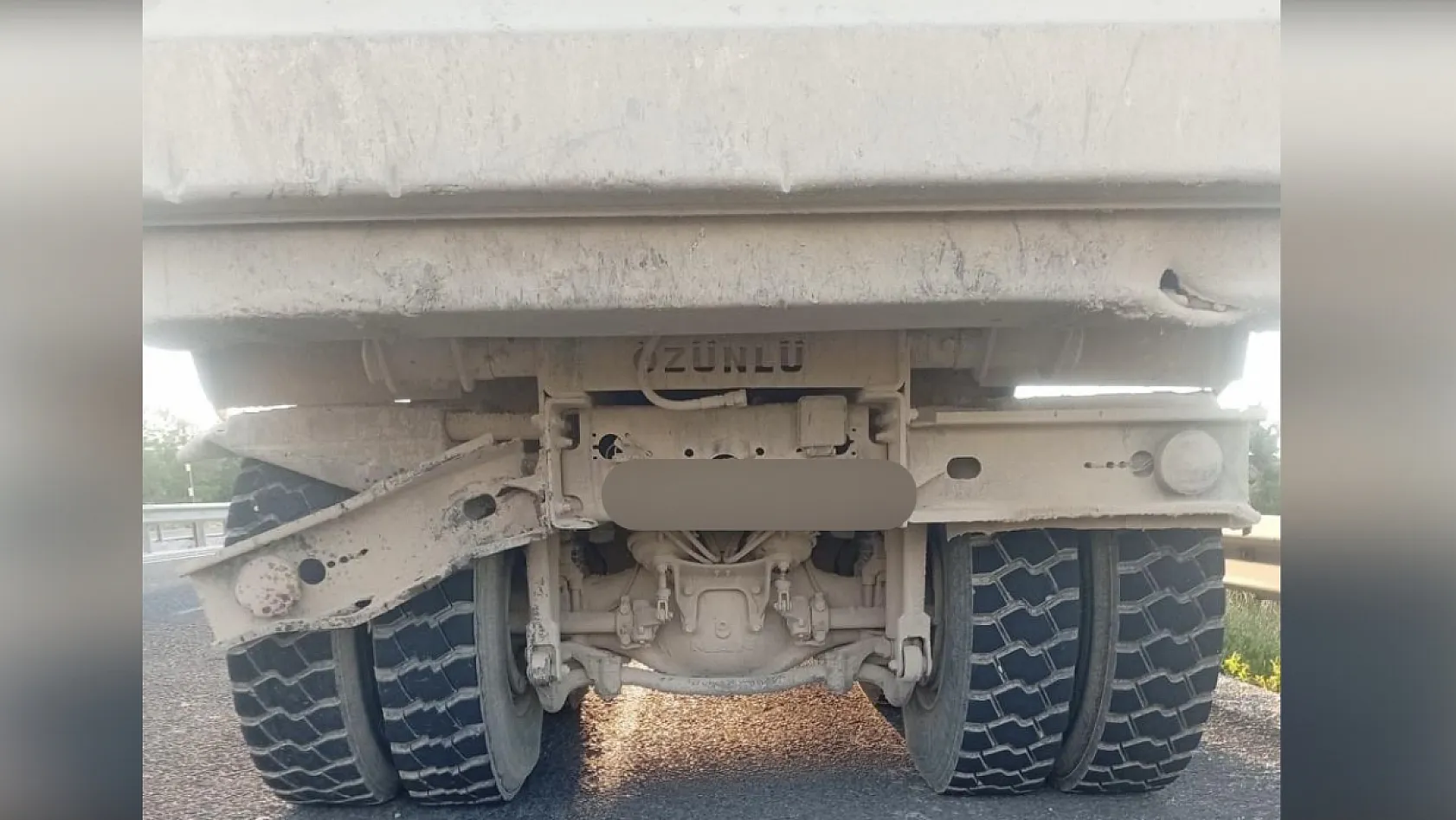 Motosiklet Kamyona Çarptı: Sürücü Hayatını Kaybetti
