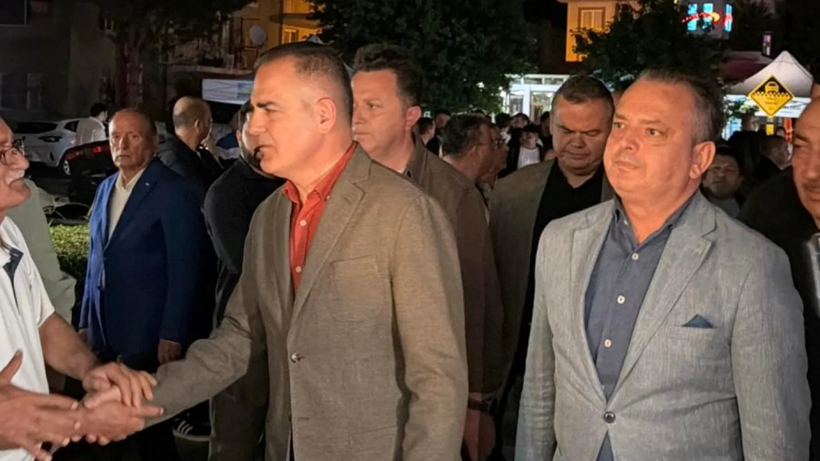 Vali Akbıyık'tan Başkan Karaca'ya Hastanede Geçmiş Olsun Ziyareti