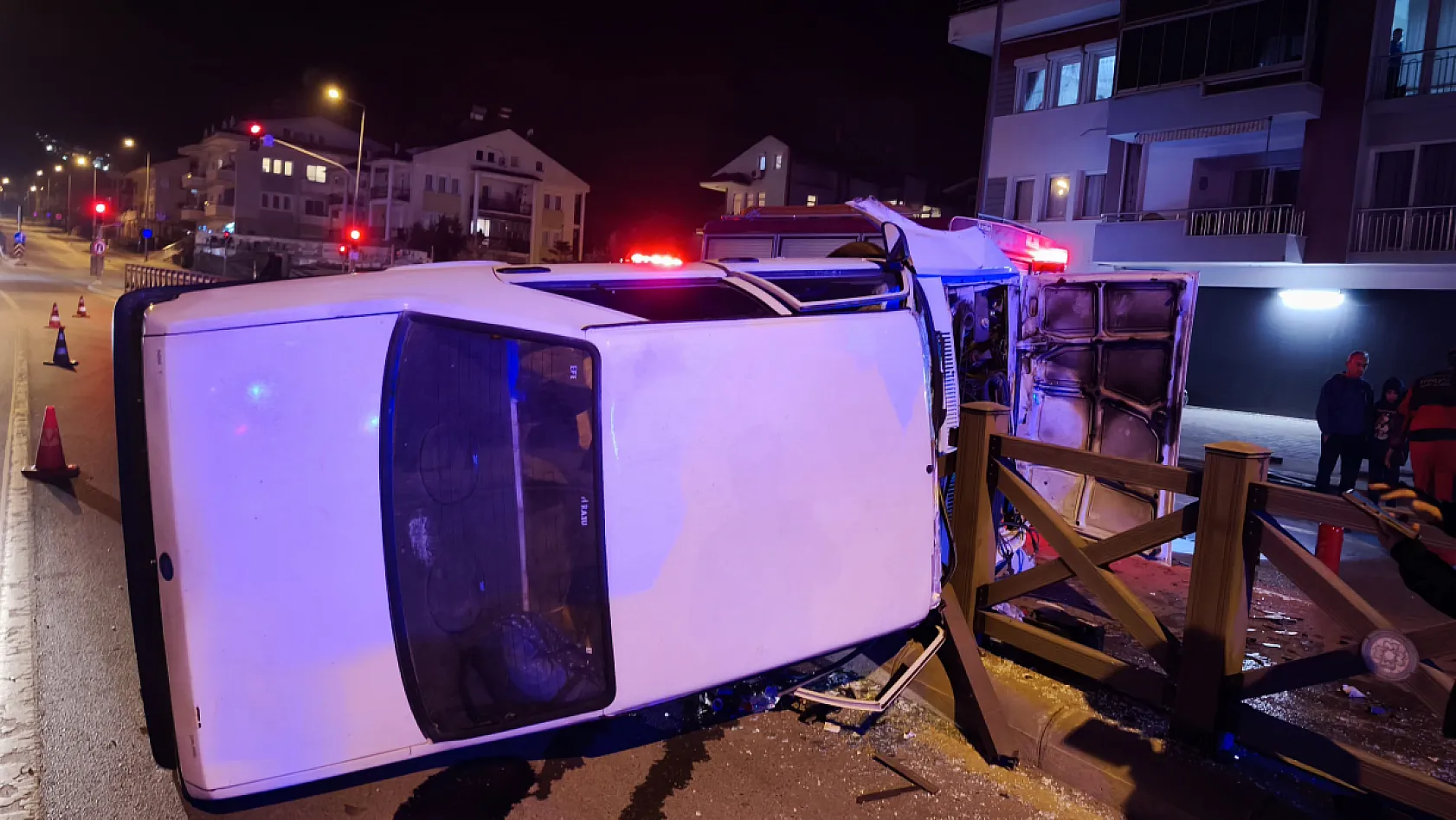 Fethiye'de Ölüdeniz Yolu Üzeri Korkutan Kaza