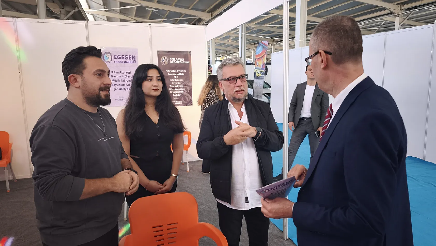 Fethiye Kaymakamı Ertaş, FETEX Fuarı'nı ziyaret etti: Ege Sen Sanat Derneği çalışmaları hakkında bilgi aldı