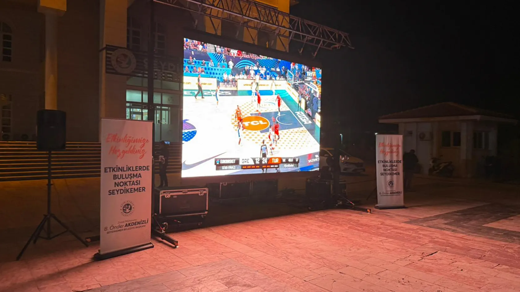 Seydikemer'de EuroBasket 2025 Heyecanı Dev Ekranda