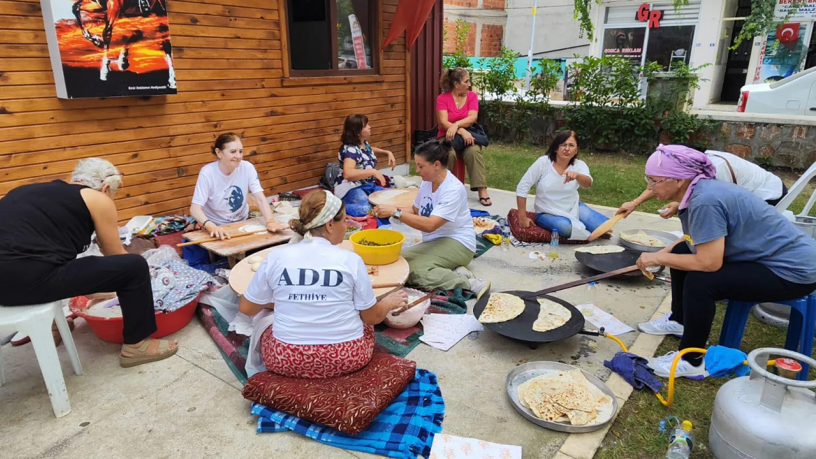 Atatürkçü Düşünce Derneği'nden kermes programı