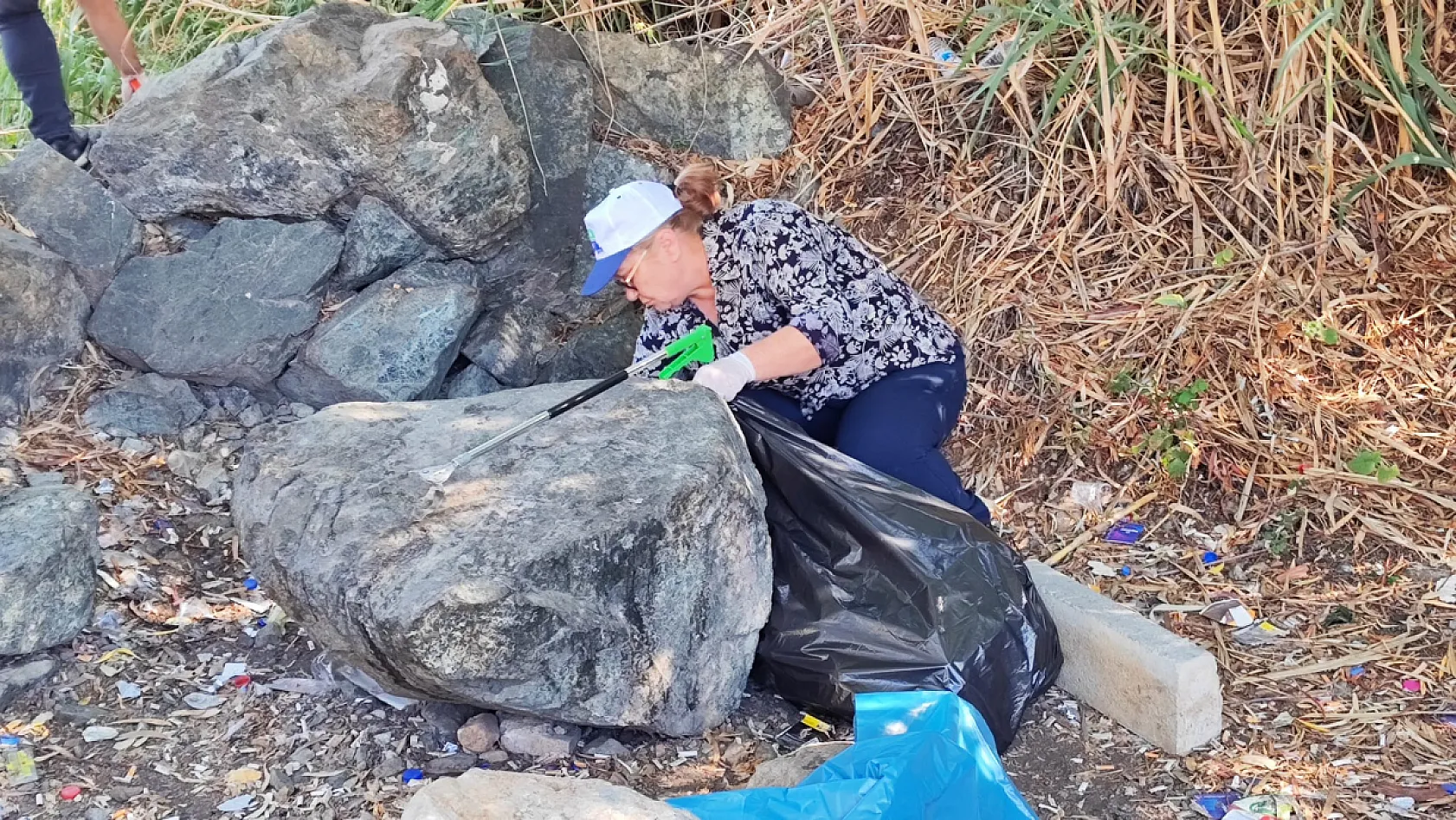 Fethiye Ördek Adası ve Kuş Cenneti'nde Çevre Temizliği
