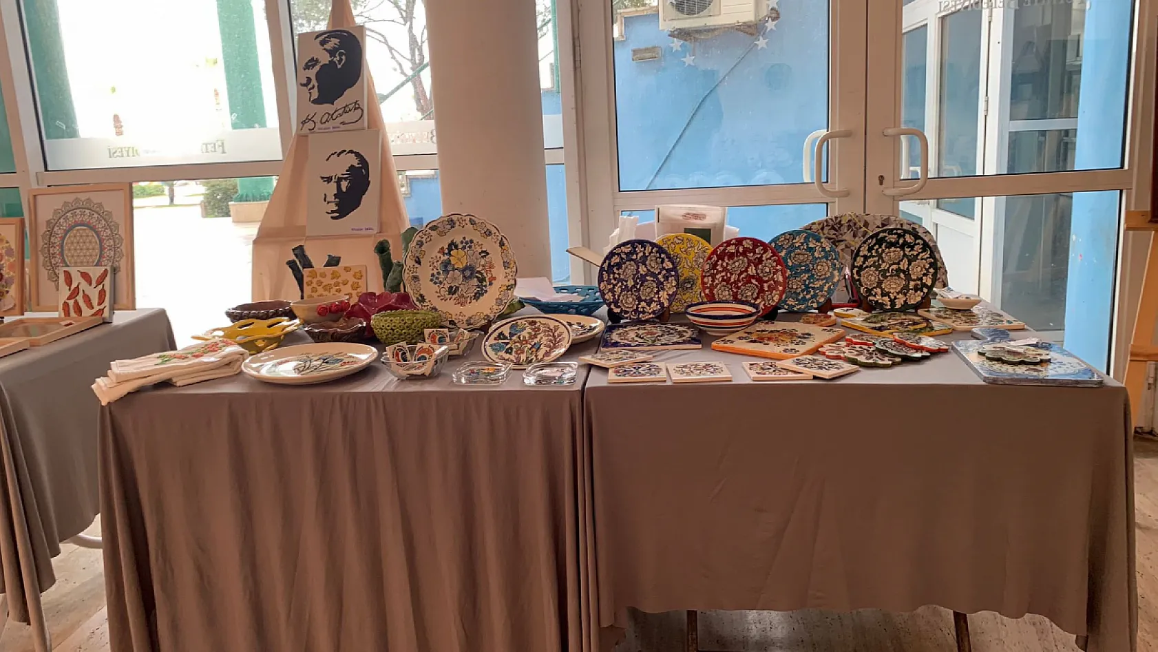 Fethiye'de El Emeği Ürünleri Sergisi İlgi Görüyor
