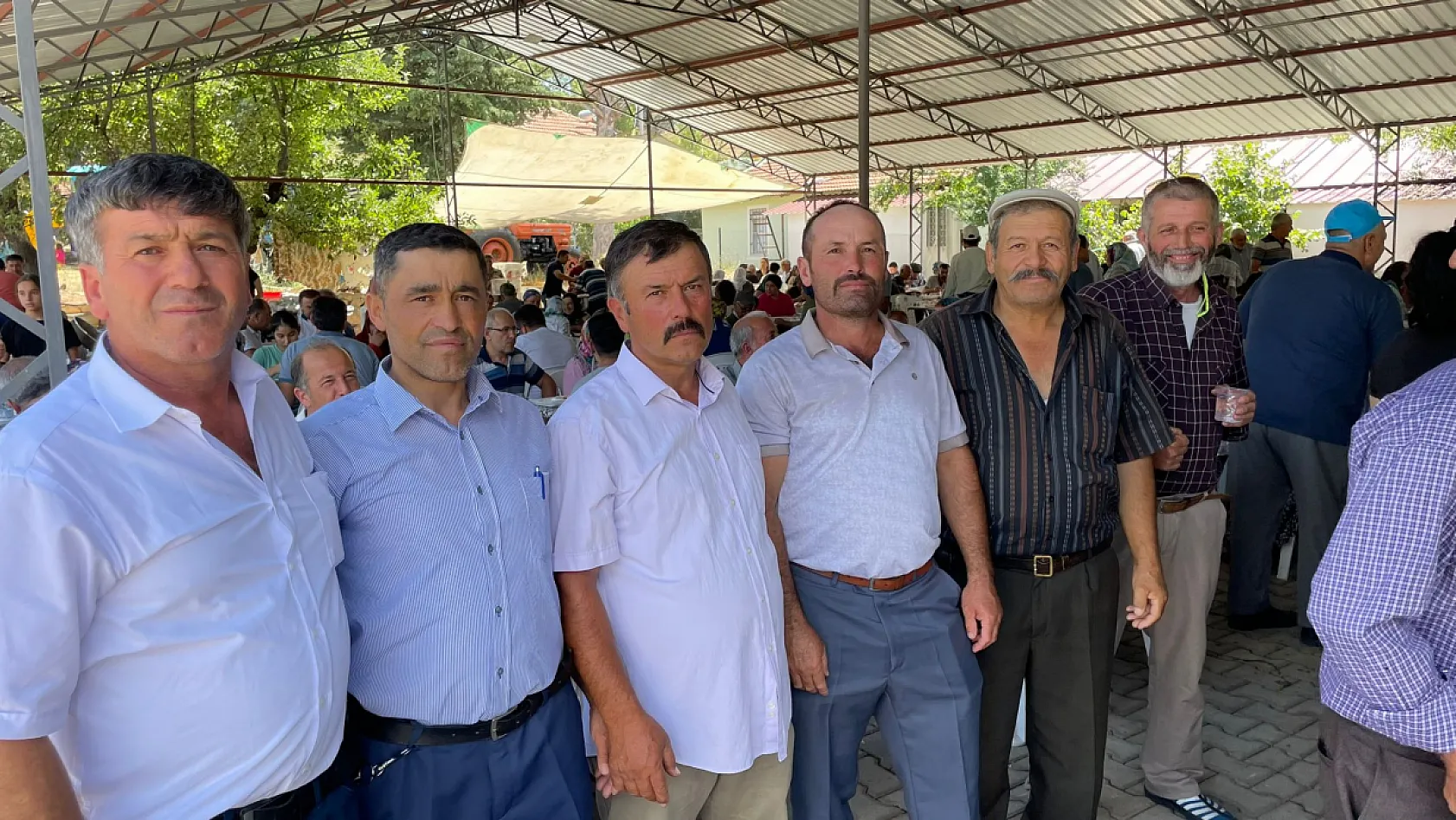 Seydikemer'in Yayla Patlangıç Mahallesi'nde Dayanışma Yemeği