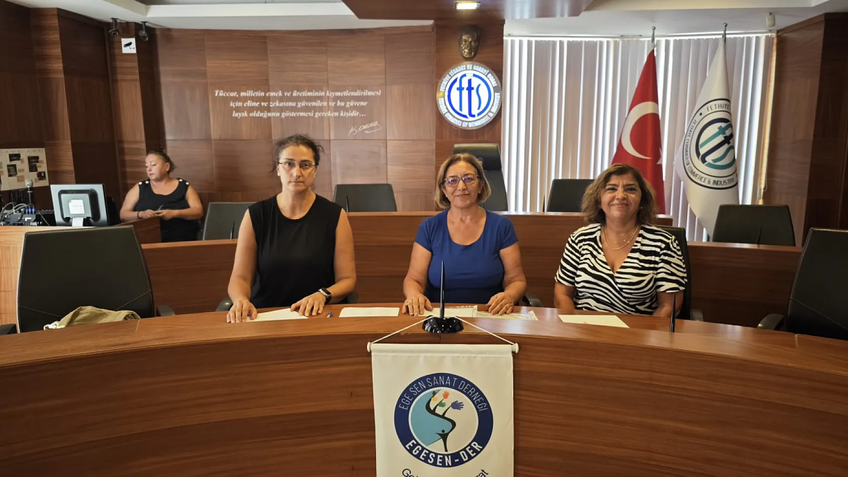 EGE-SEN Sanat Derneği: 'SANAT GELECEĞİ  SEN YARAT' Sloganıyla Fethiye'de İlk Olağan Genel Kurulunu Gerçekleştirdi