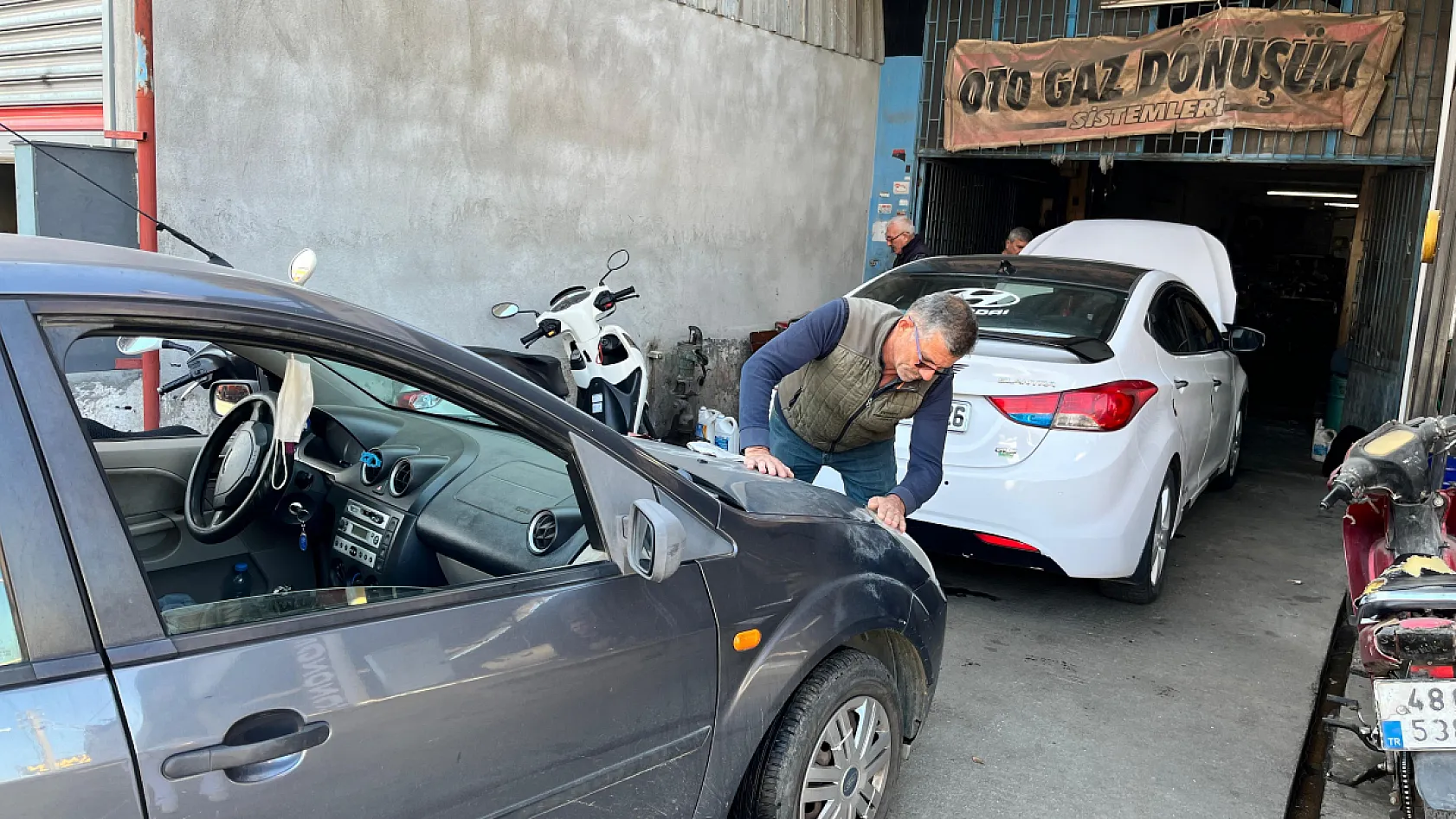 Fethiye Sanayi'sinde Kaportacı Öner, 'İşlerimiz Yüzde 50-60 Düştü'