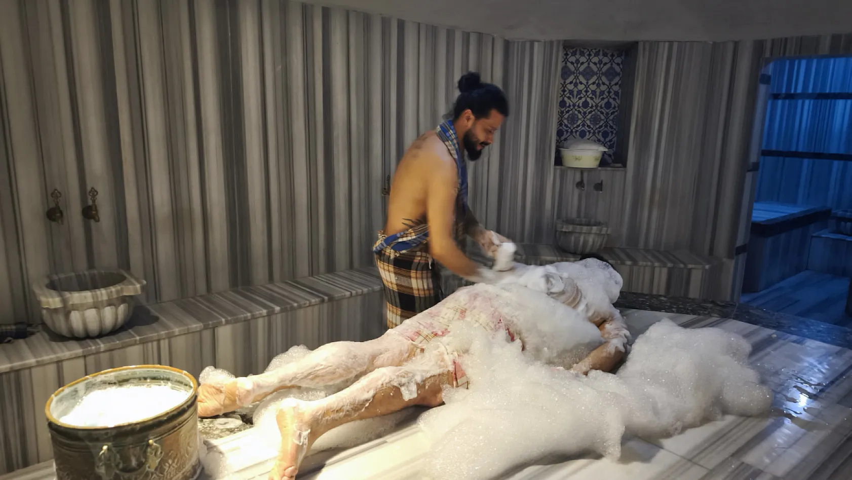 Fethiye'de Tellaklara Sorduk: Gassal Olmak Mı Daha Zor, Tellak Olmak Mı?