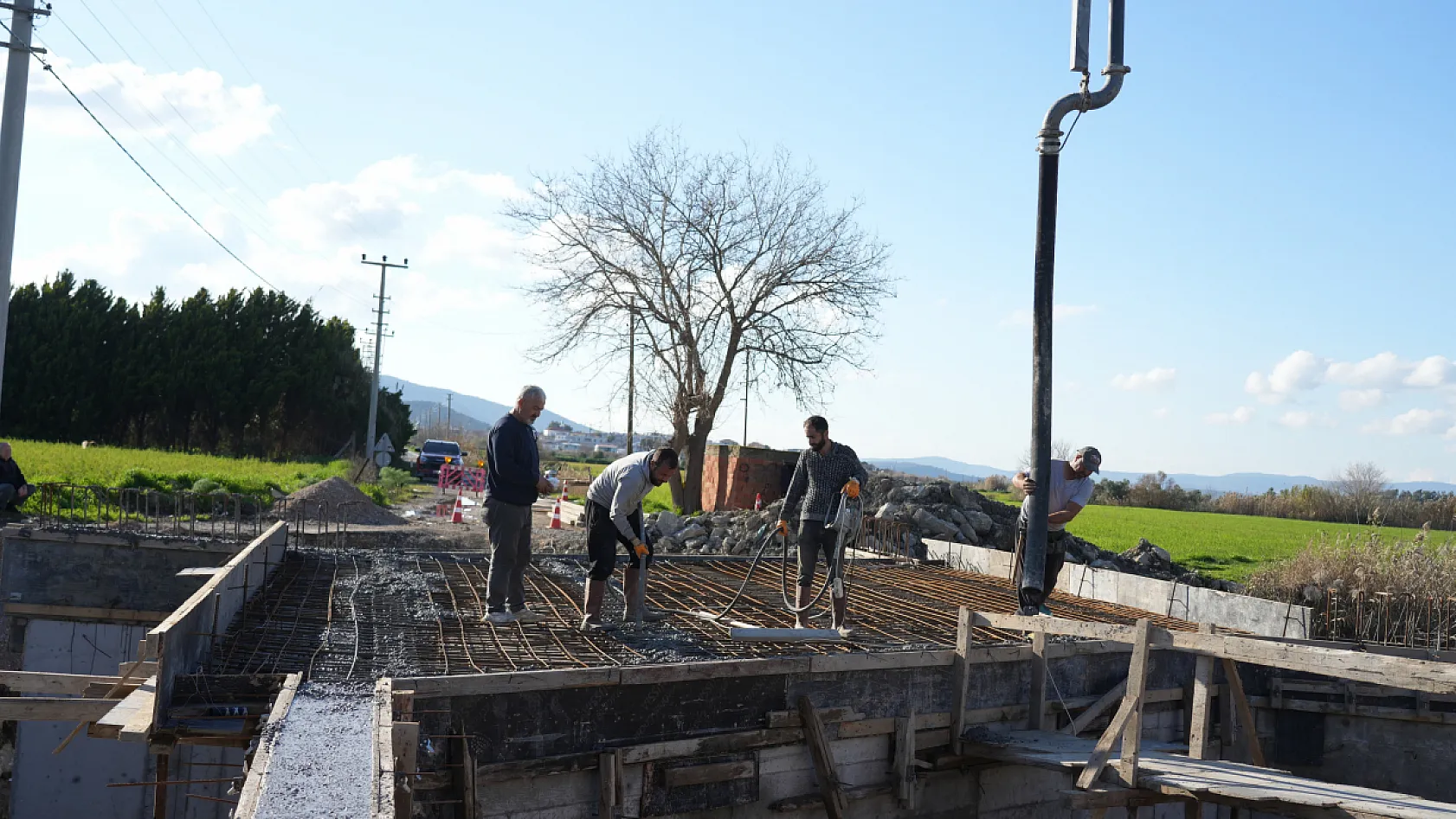 Milas'ta Yeni Köprü İnşaatında Sona Yaklaşıldı