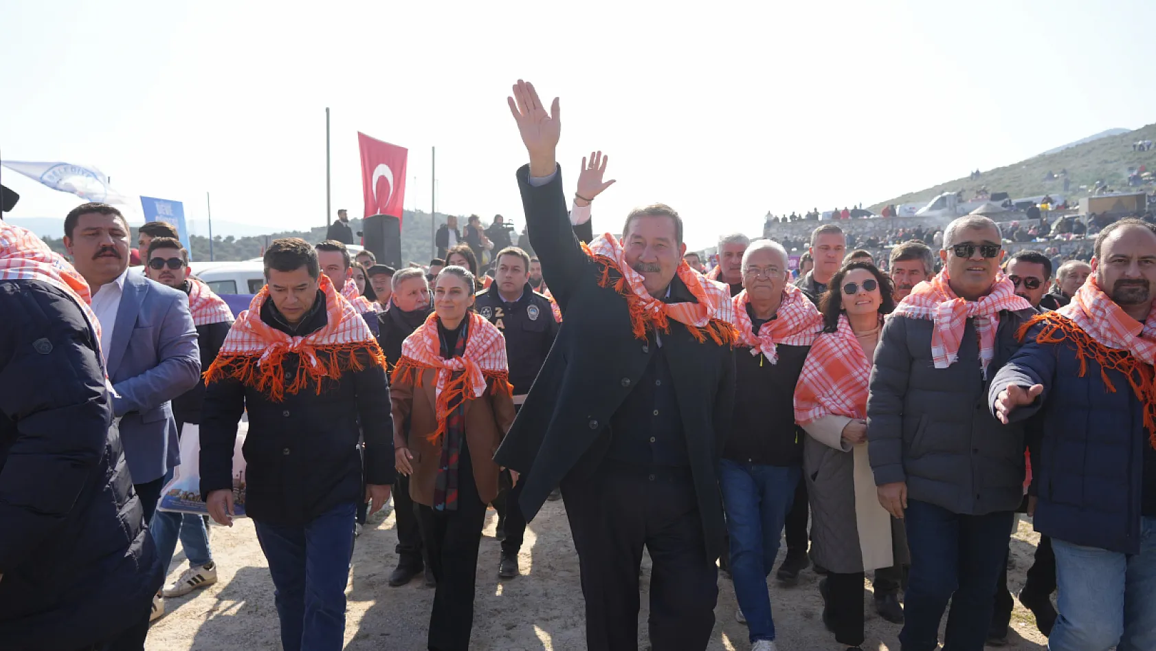 Milas Deve Güreşi yoğun katılımla gerçekleşti