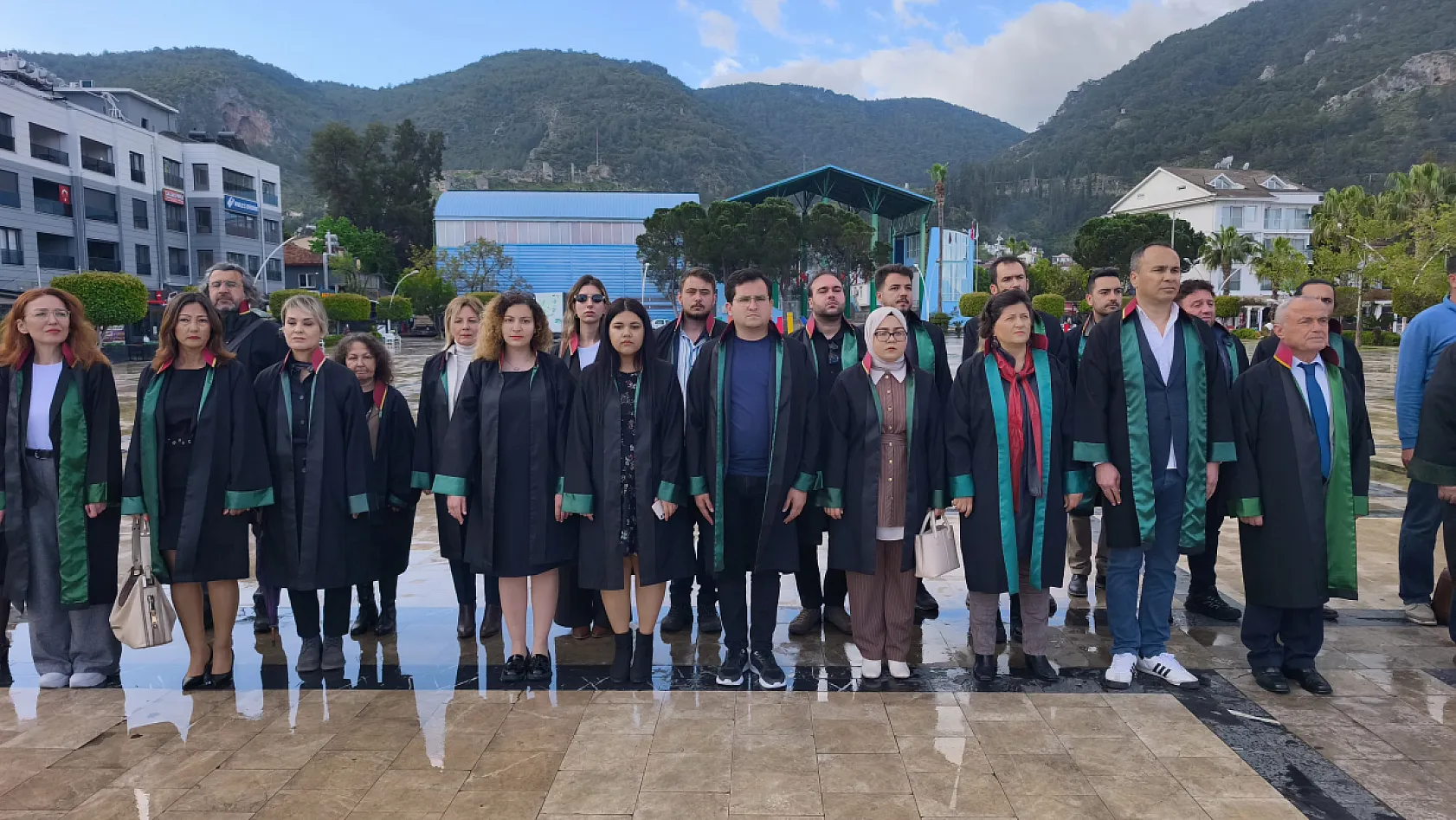 Fethiye'de 5 Nisan Avukatlar Günü kutlandı
