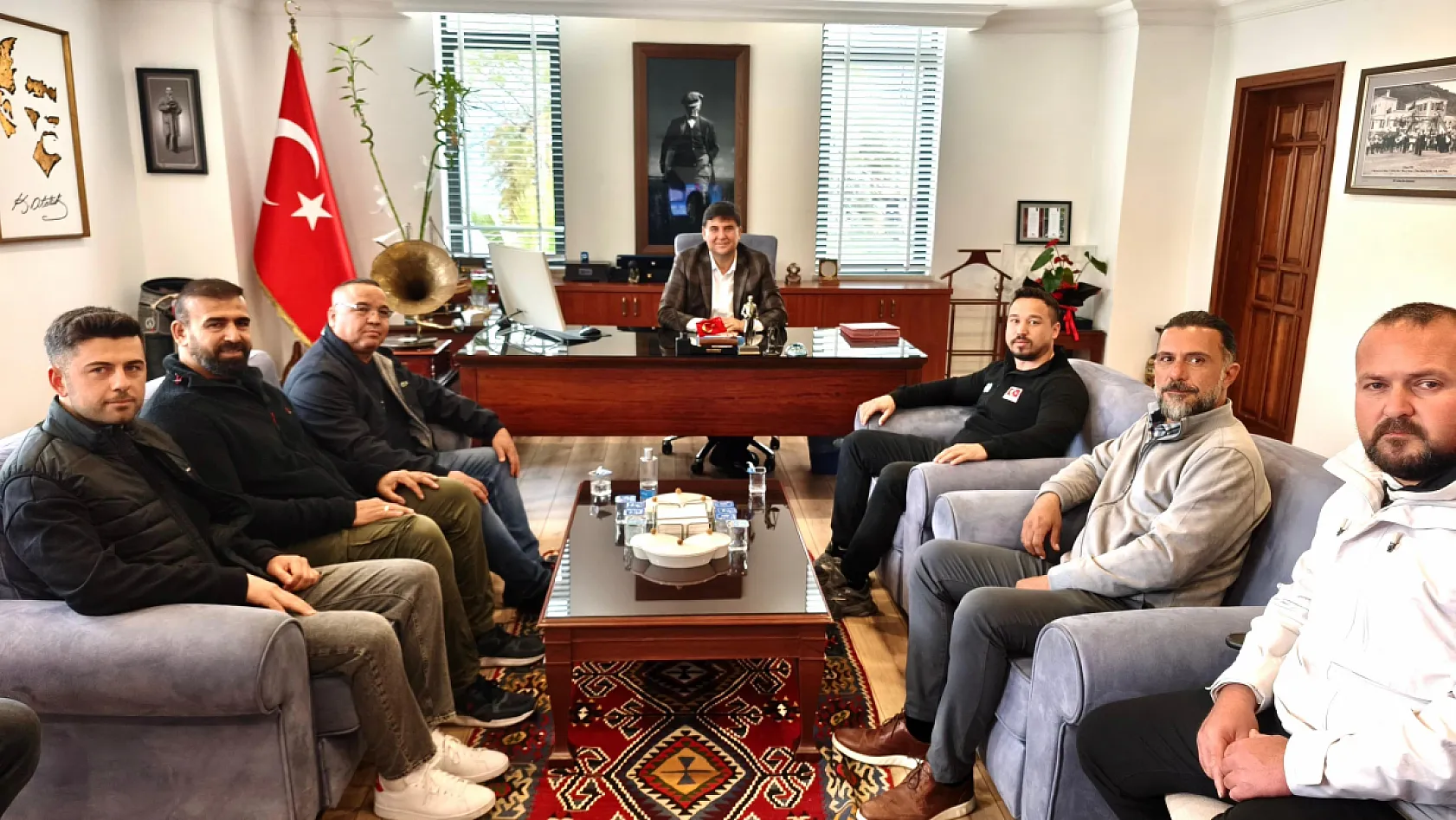 Fethiyeli dünya şampiyonu Kahire'de ringe çıkıyor: Başkan Karaca, 'Fethiye olarak gururluyuz'