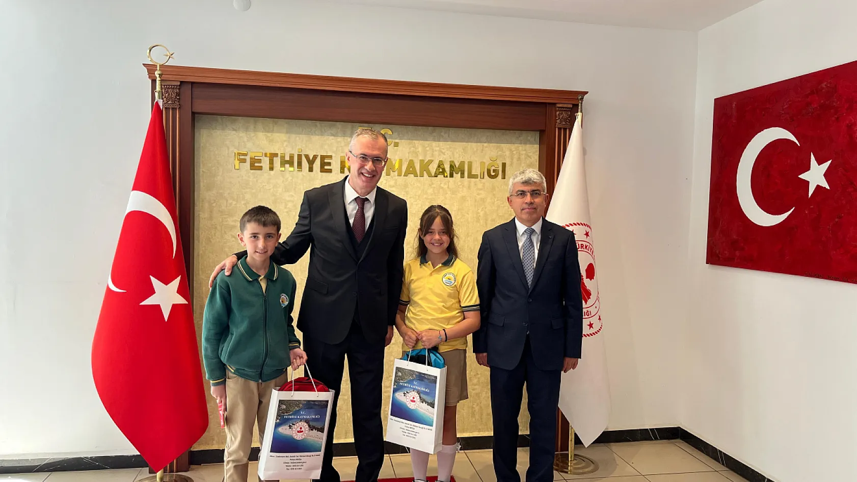 Fethiye Yunus Nadi İlkokulu öğrencileri Fethiye Kaymakamı oldular