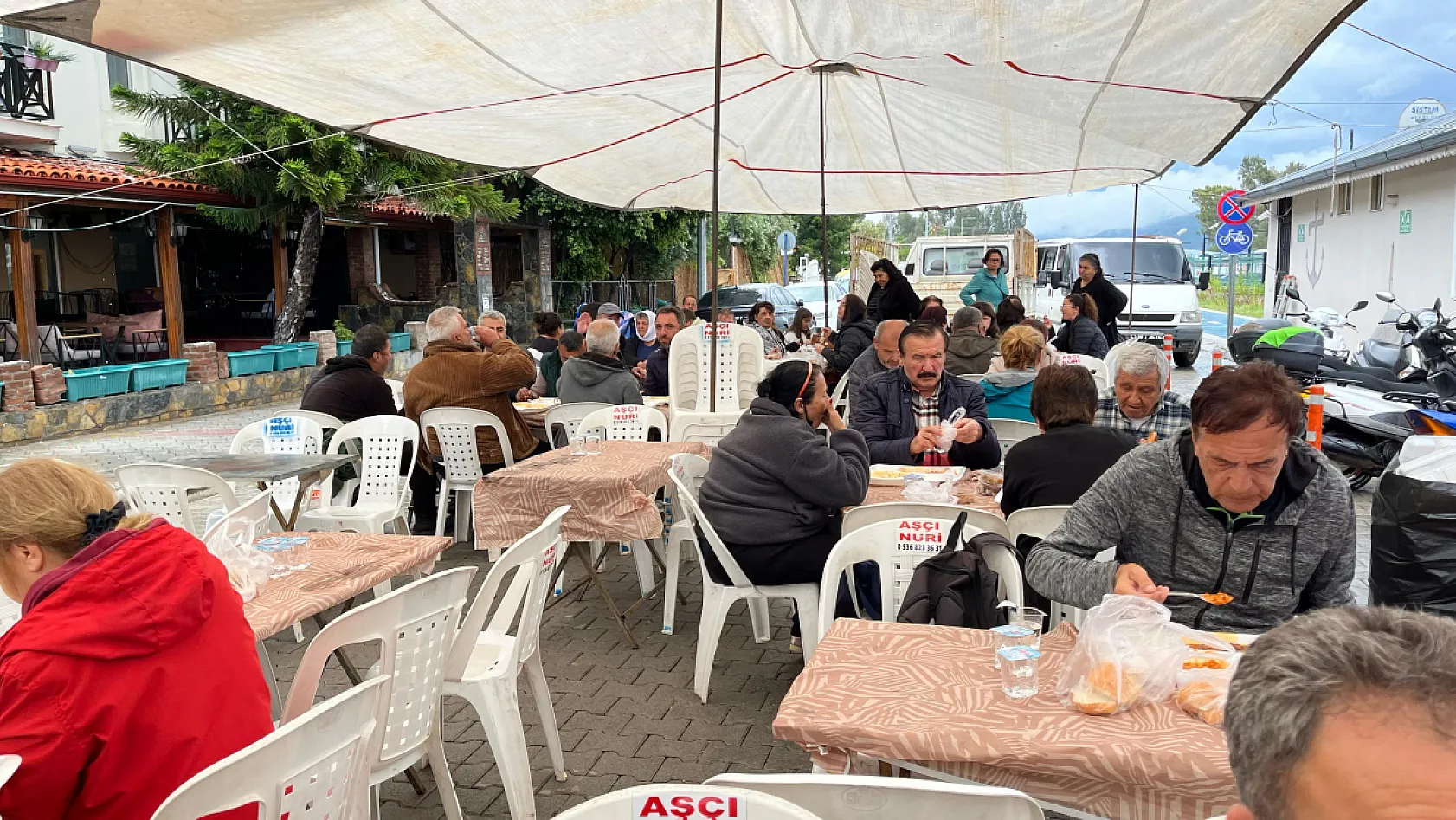 Fethiye'de Çalış Boat Kooperatifi'nden geleneksel sezon açılış yemeği